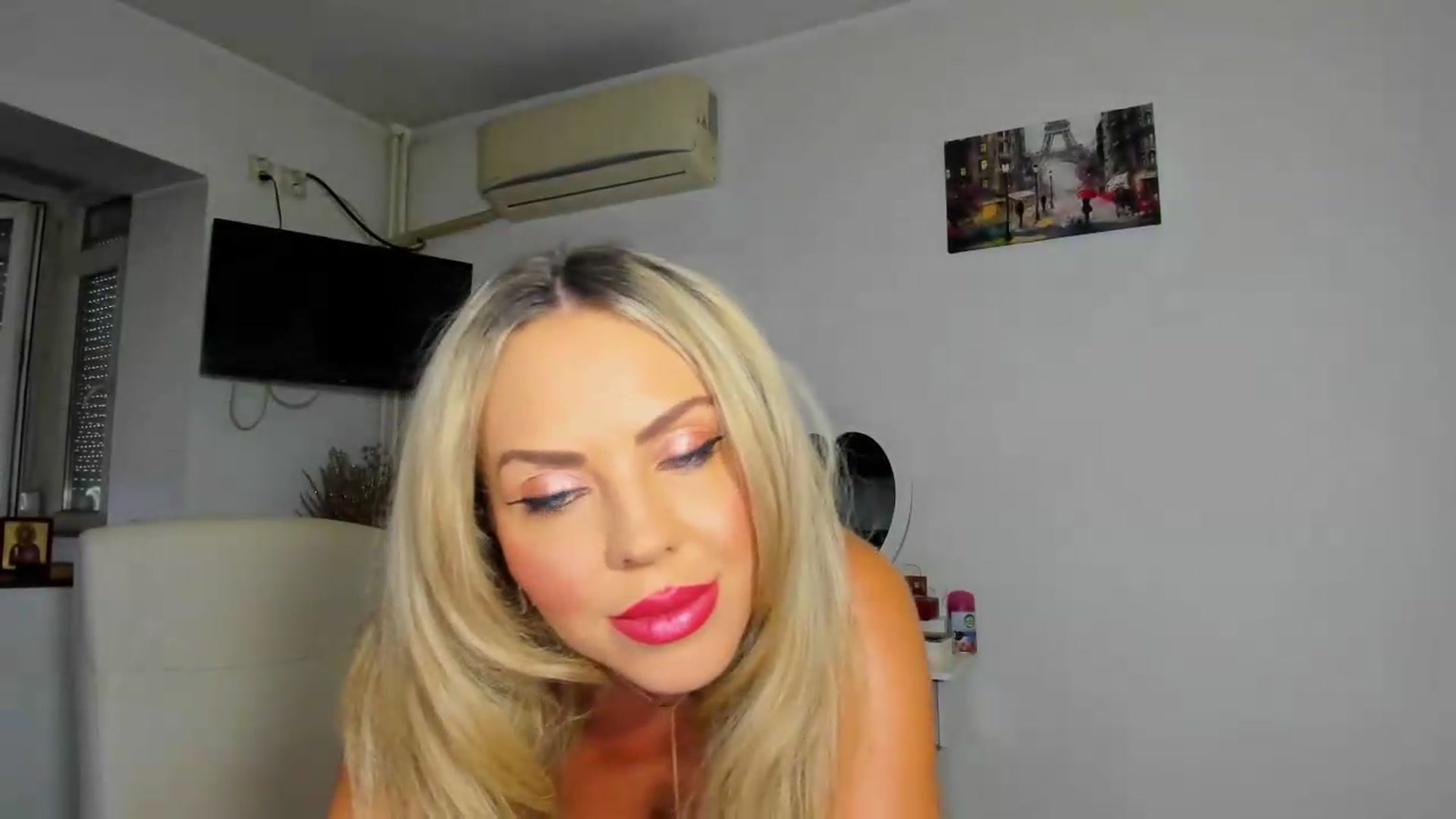 Gallery image thumbnail from MISS_JOY99's myfreecams stream on, 08/26/2026, 07:38 image 4 of 20