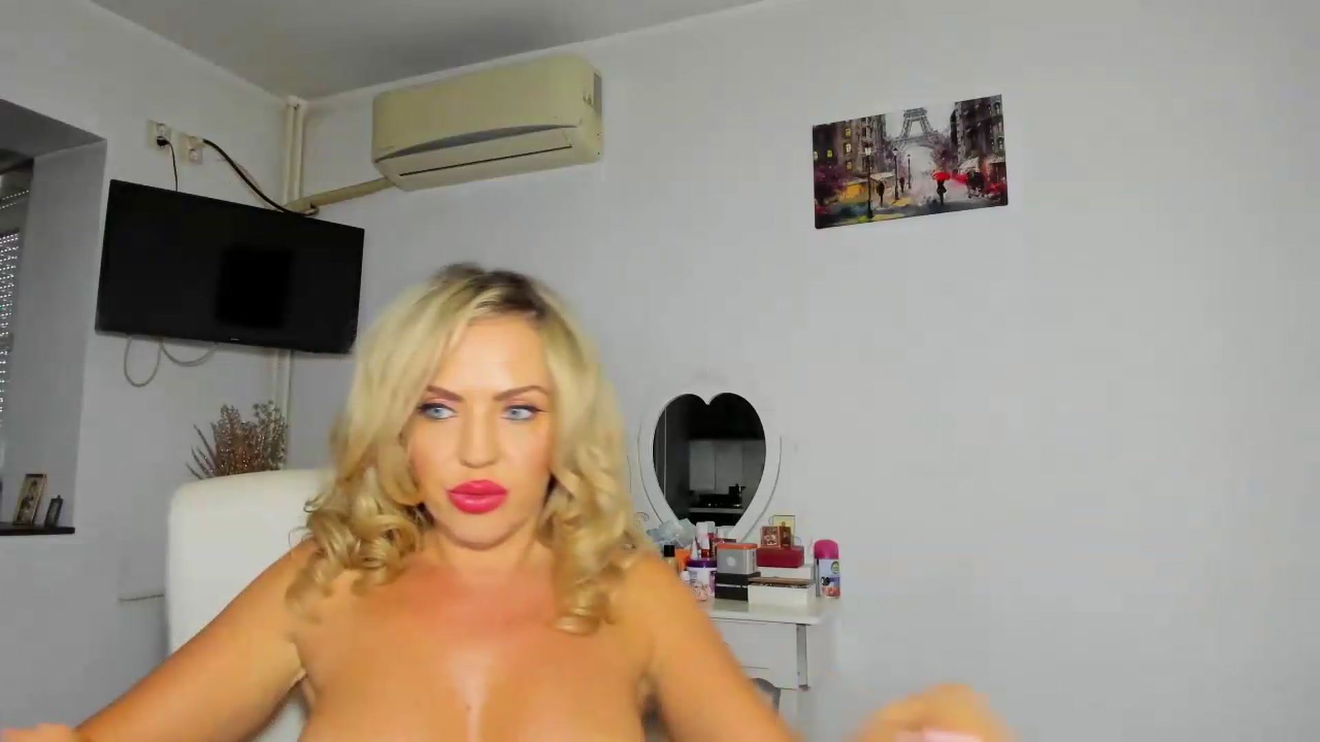 Gallery image thumbnail from MISS_JOY99's myfreecams stream on, 08/30/2026, 09:15 image 9 of 20