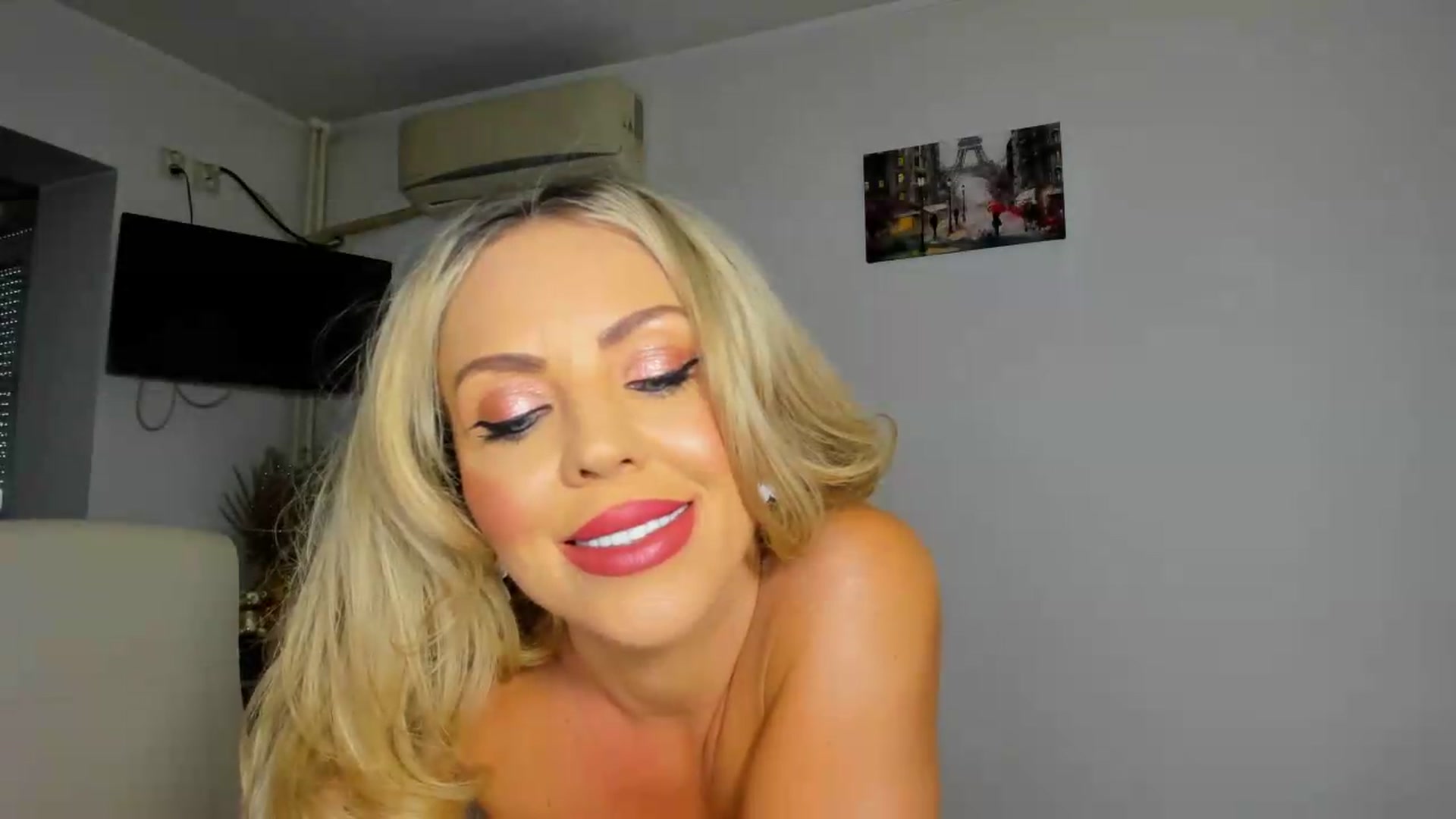 Gallery image thumbnail from MISS_JOY99's myfreecams stream on, 09/03/2026, 06:59 image 6 of 20