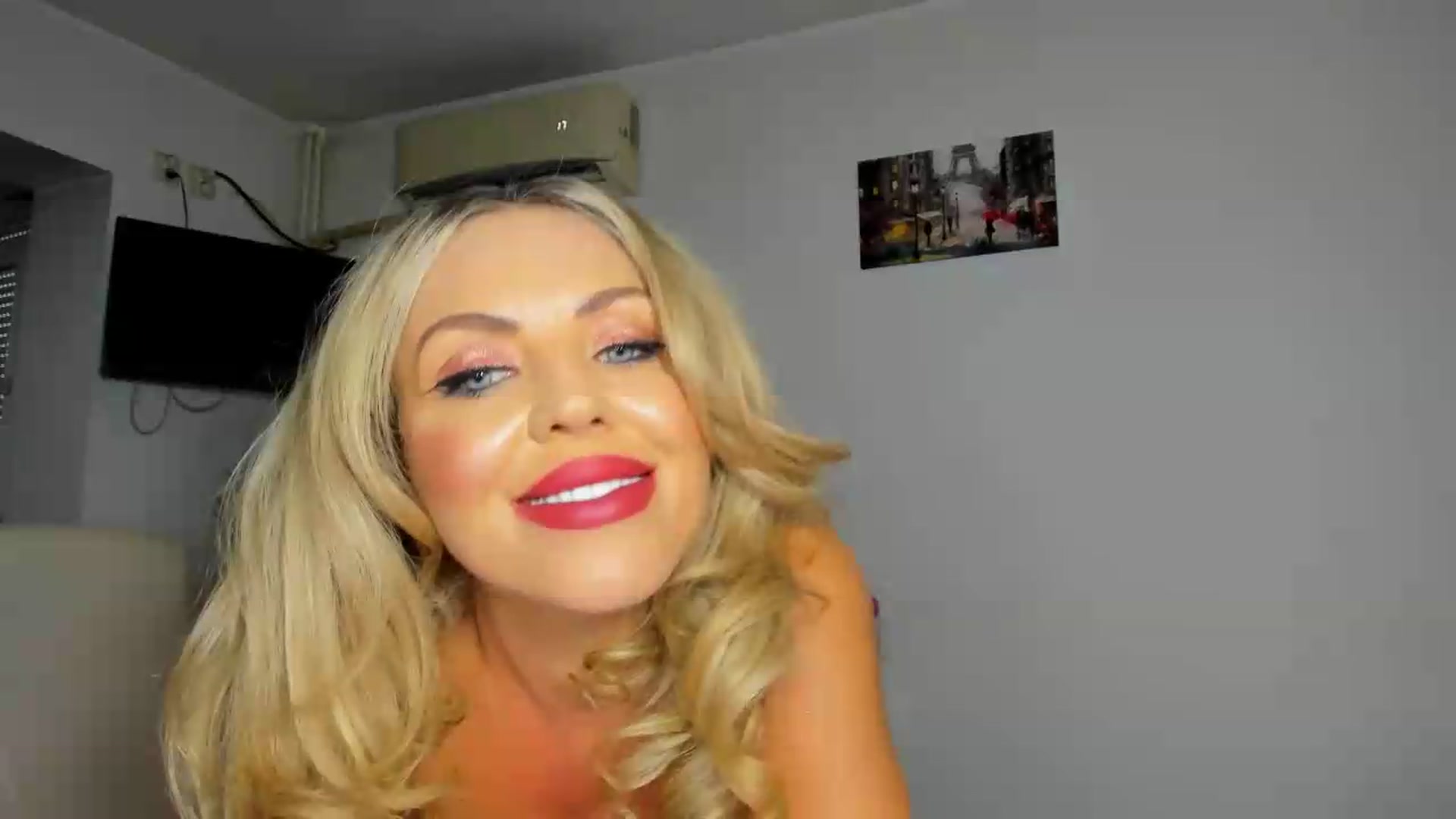 Gallery image thumbnail from MISS_JOY99's myfreecams stream on, 09/03/2026, 12:53 image 11 of 20