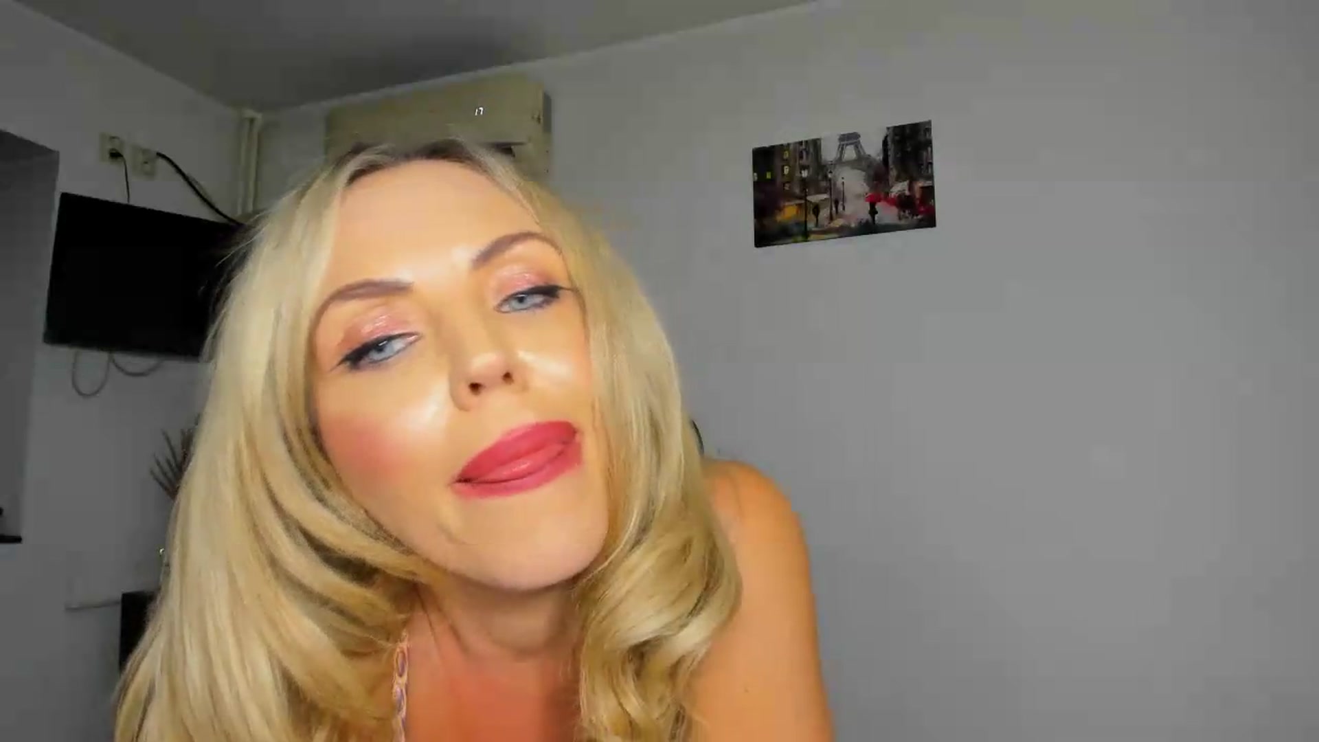 Gallery image thumbnail from MISS_JOY99's myfreecams stream on, 09/05/2026, 15:42 image 4 of 20