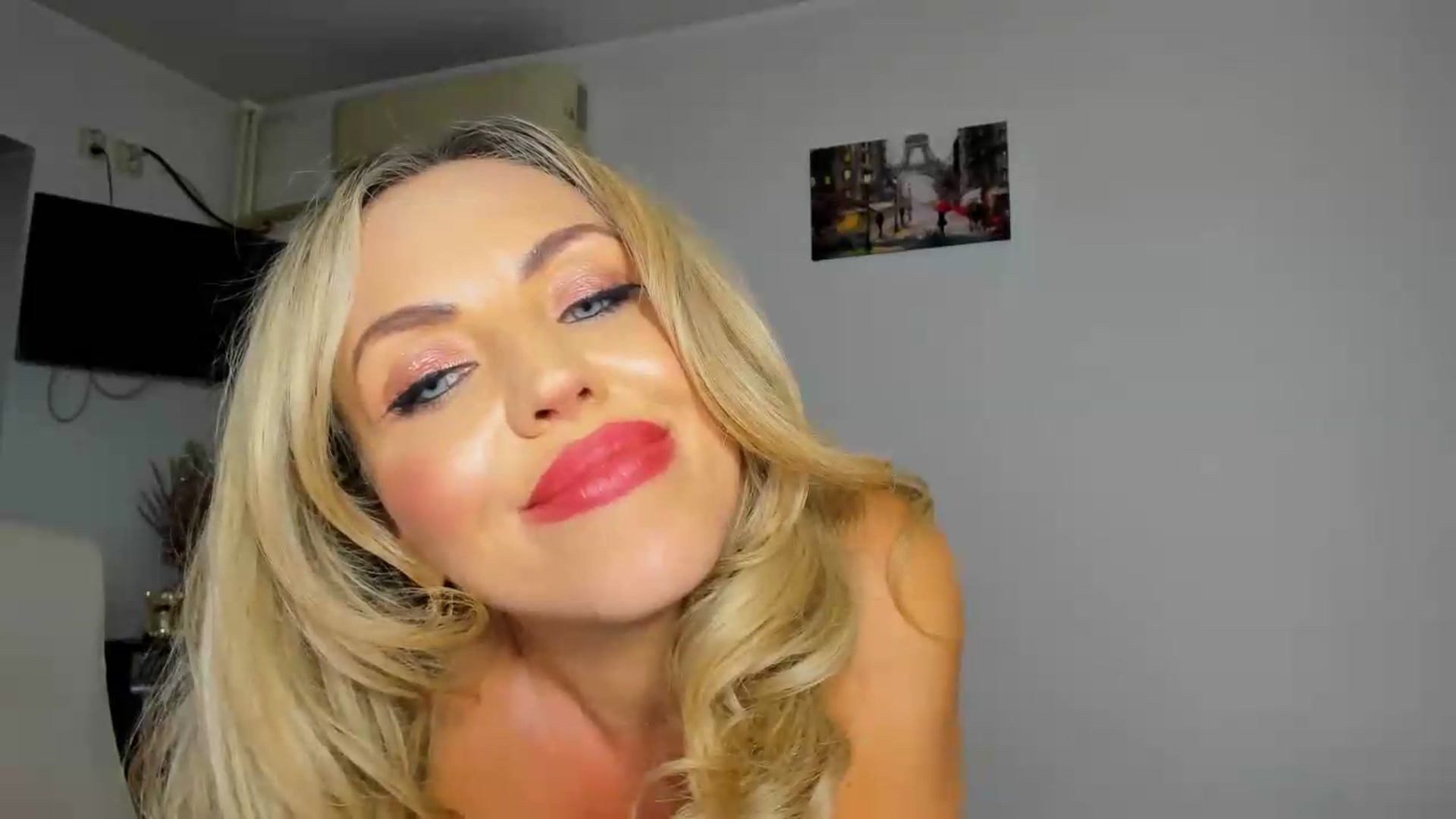 Gallery image thumbnail from MISS_JOY99's myfreecams stream on, 09/05/2026, 15:42 image 19 of 20