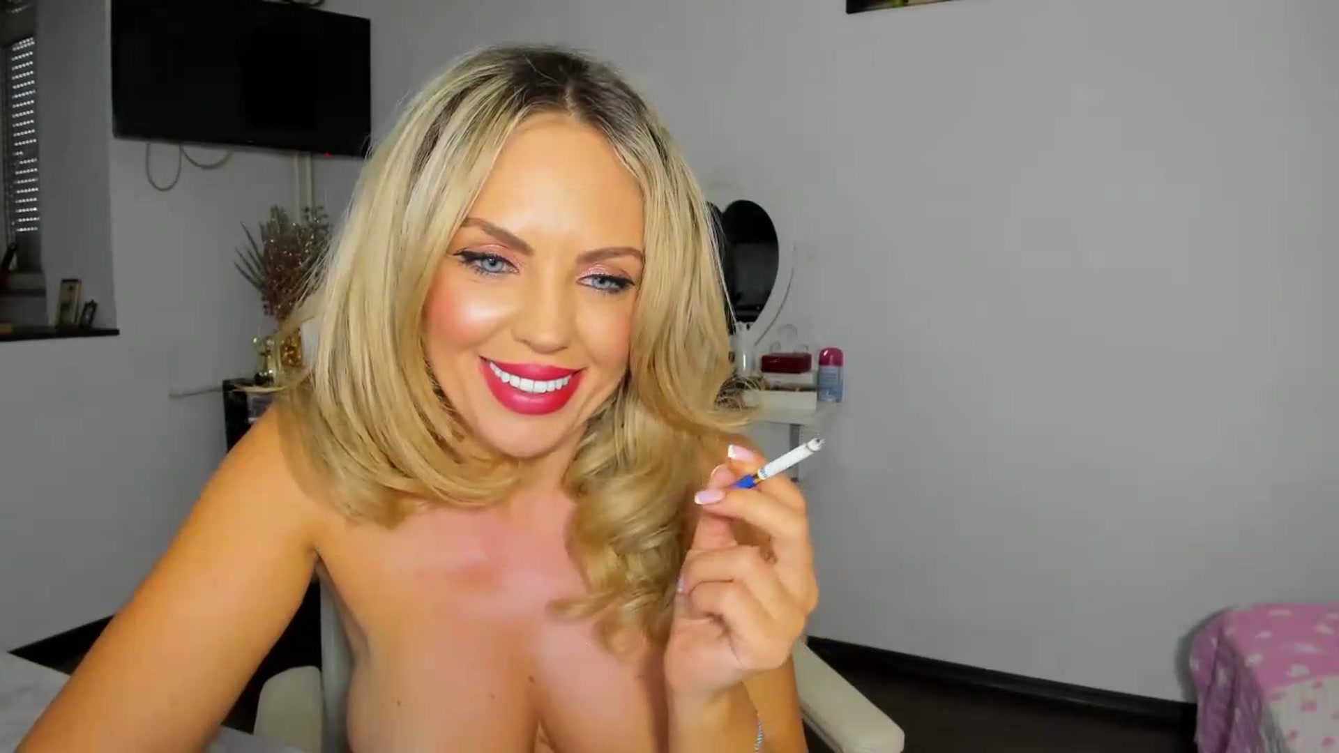 Gallery image thumbnail from MISS_JOY99's myfreecams stream on, 09/06/2026, 09:45 image 19 of 20