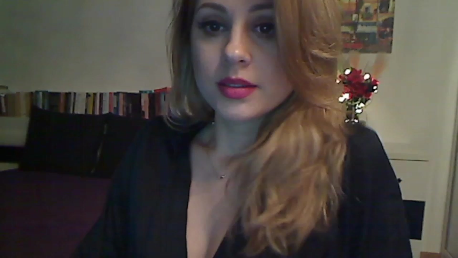 Gallery image thumbnail from MISS__S's myfreecams stream on, 11/25/2022, 01:41 image 12 of 20