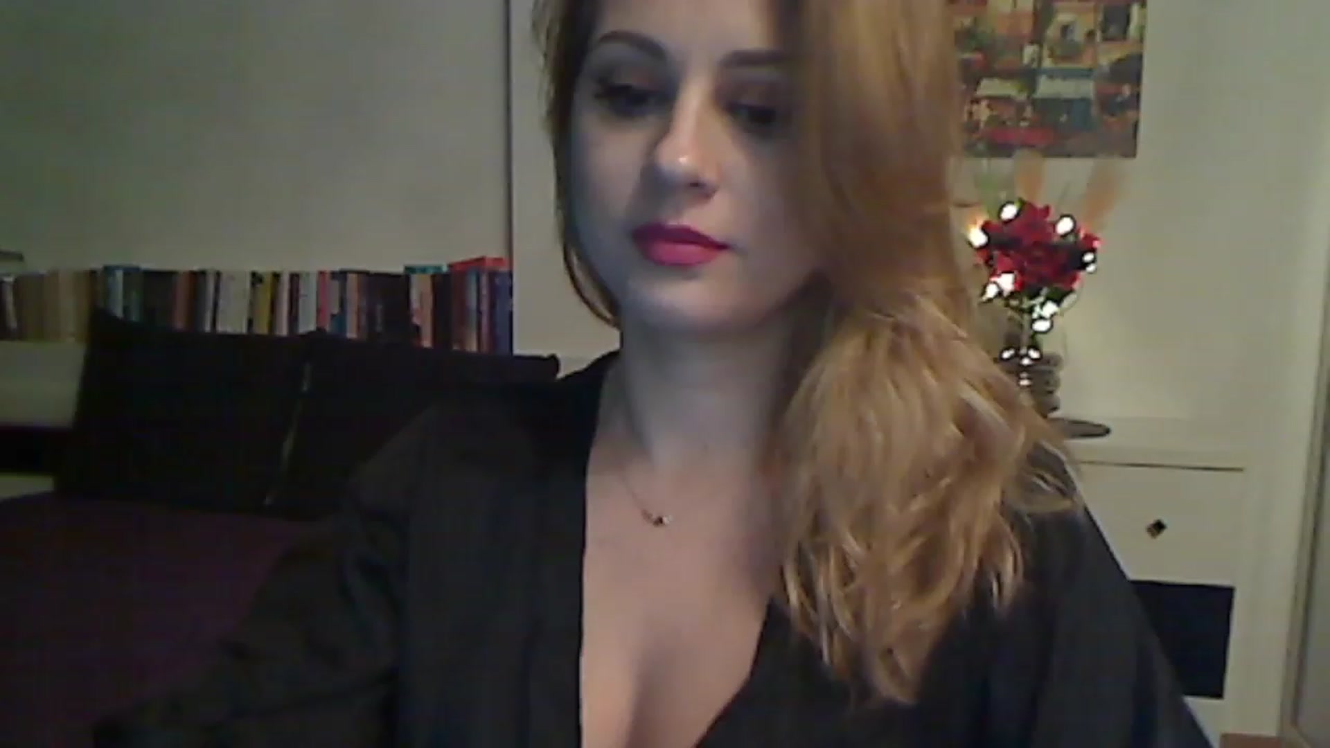 Gallery image thumbnail from MISS__S's myfreecams stream on, 11/25/2022, 01:41 image 6 of 20