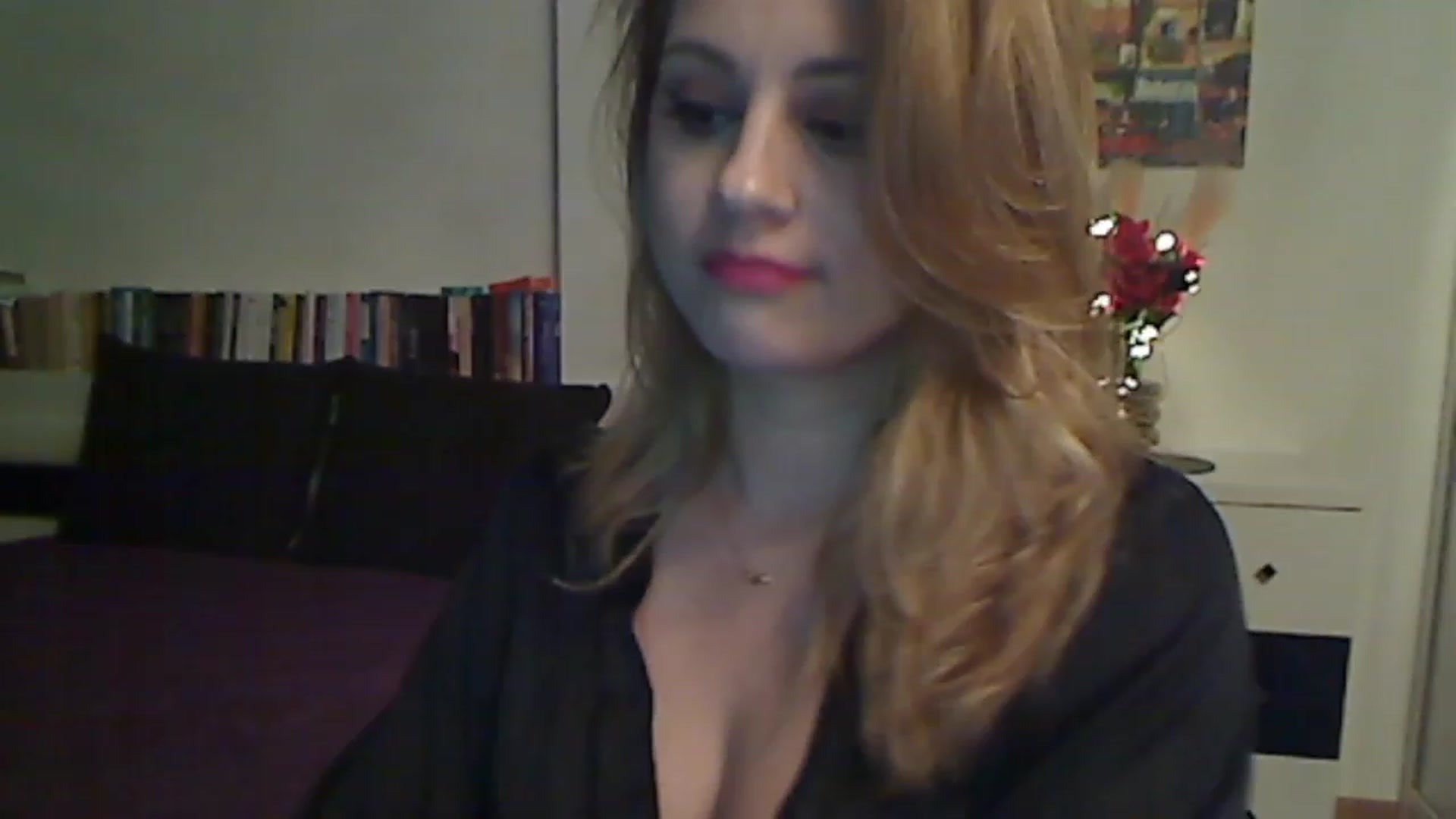 Gallery image thumbnail from MISS__S's myfreecams stream on, 11/25/2022, 01:41 image 5 of 20