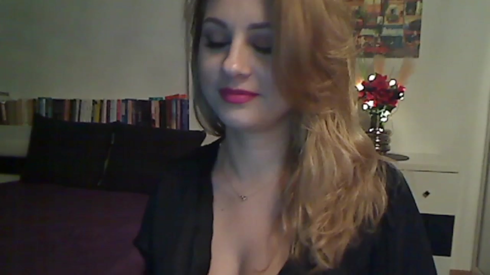 Gallery image thumbnail from MISS__S's myfreecams stream on, 11/25/2022, 01:41 image 8 of 20