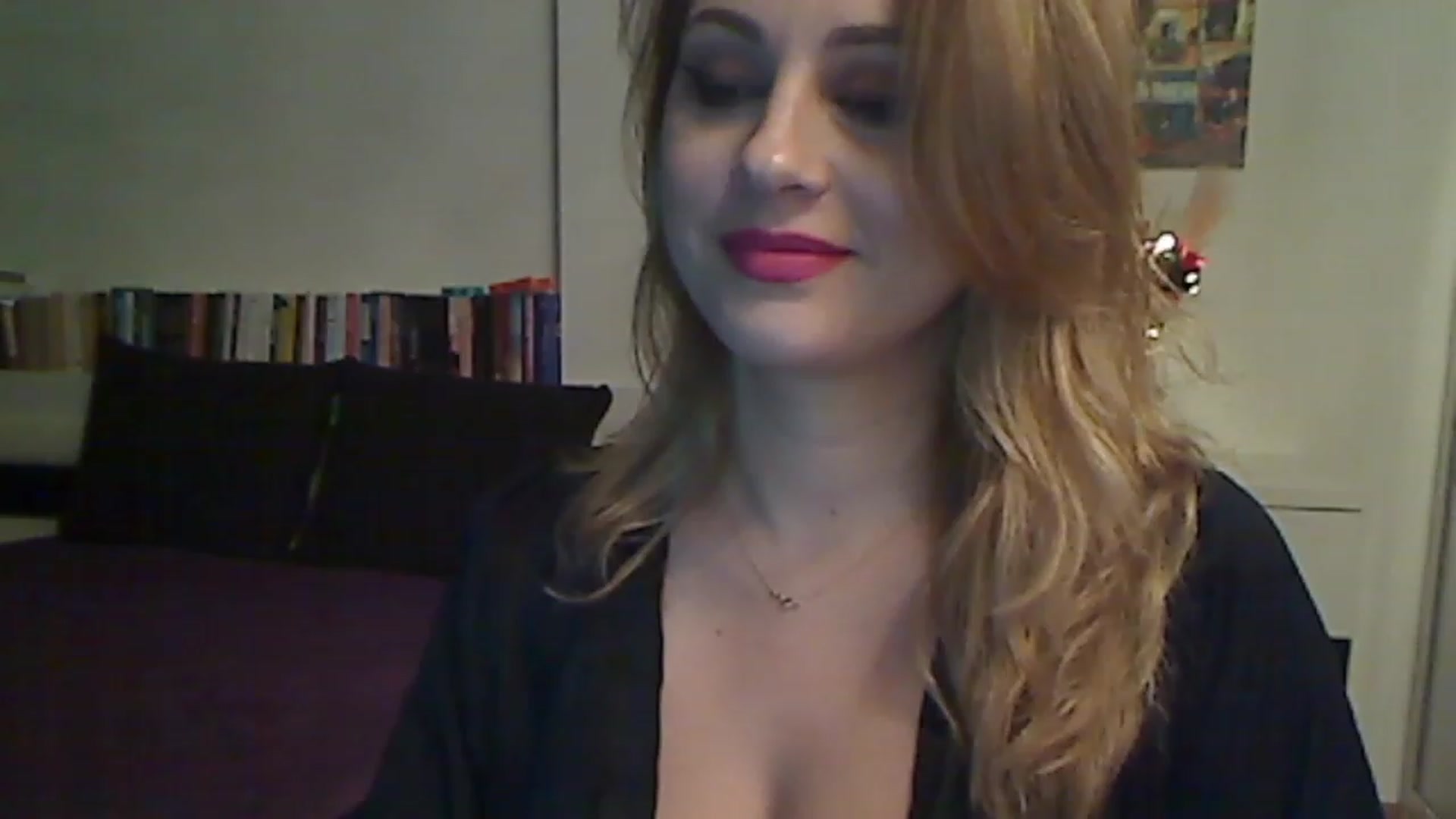 Gallery image thumbnail from MISS__S's myfreecams stream on, 11/25/2022, 01:41 image 3 of 20