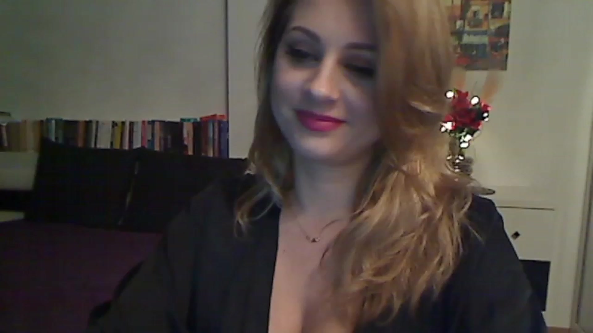 Gallery image thumbnail from MISS__S's myfreecams stream on, 11/25/2022, 01:41 image 17 of 20