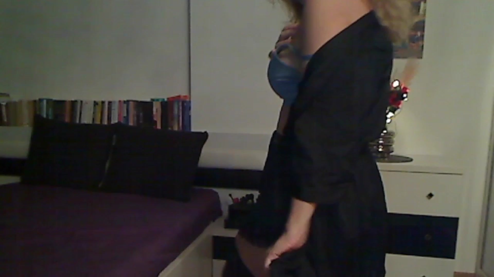 Gallery image thumbnail from MISS__S's myfreecams stream on, 11/25/2022, 01:41 image 1 of 20