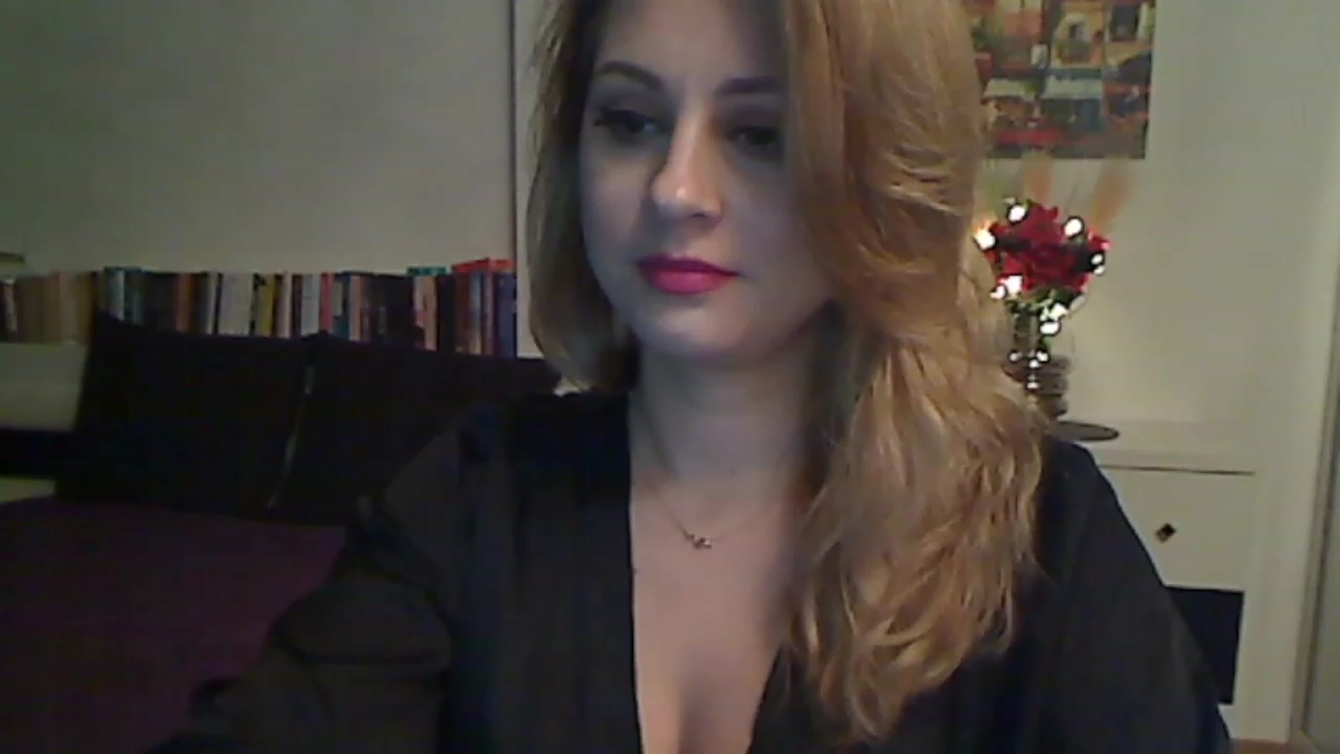 Gallery image thumbnail from MISS__S's myfreecams stream on, 11/25/2022, 01:41 image 11 of 20
