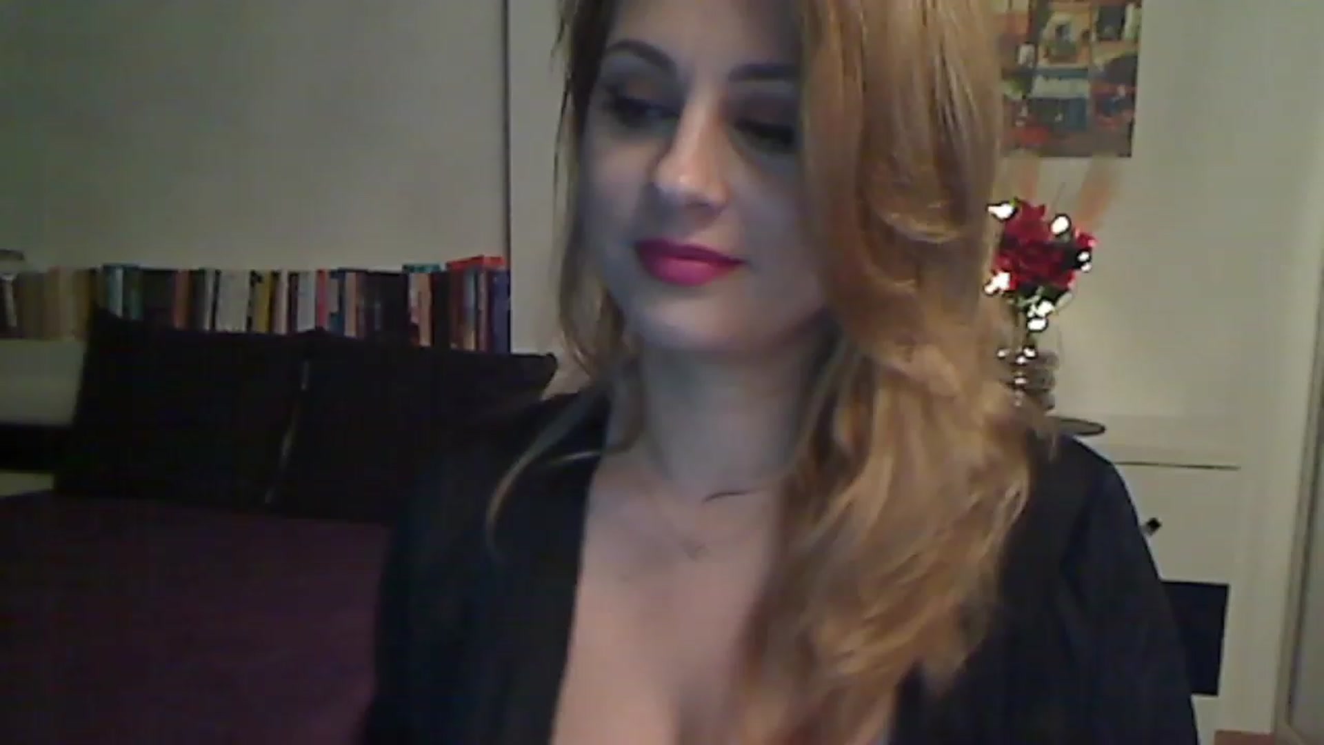 Gallery image thumbnail from MISS__S's myfreecams stream on, 11/25/2022, 01:41 image 18 of 20