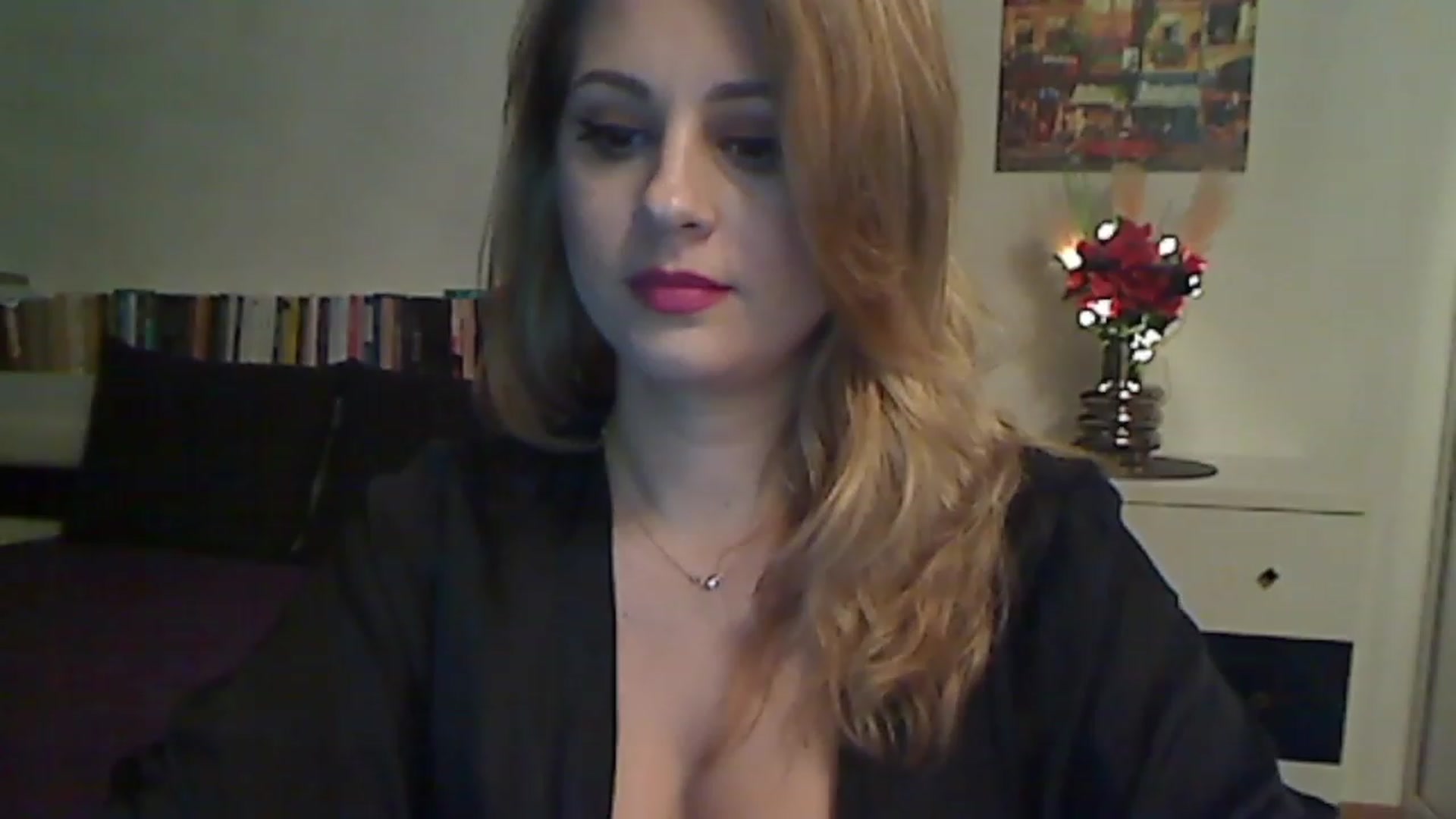 Gallery image thumbnail from MISS__S's myfreecams stream on, 11/25/2022, 02:16 image 18 of 20