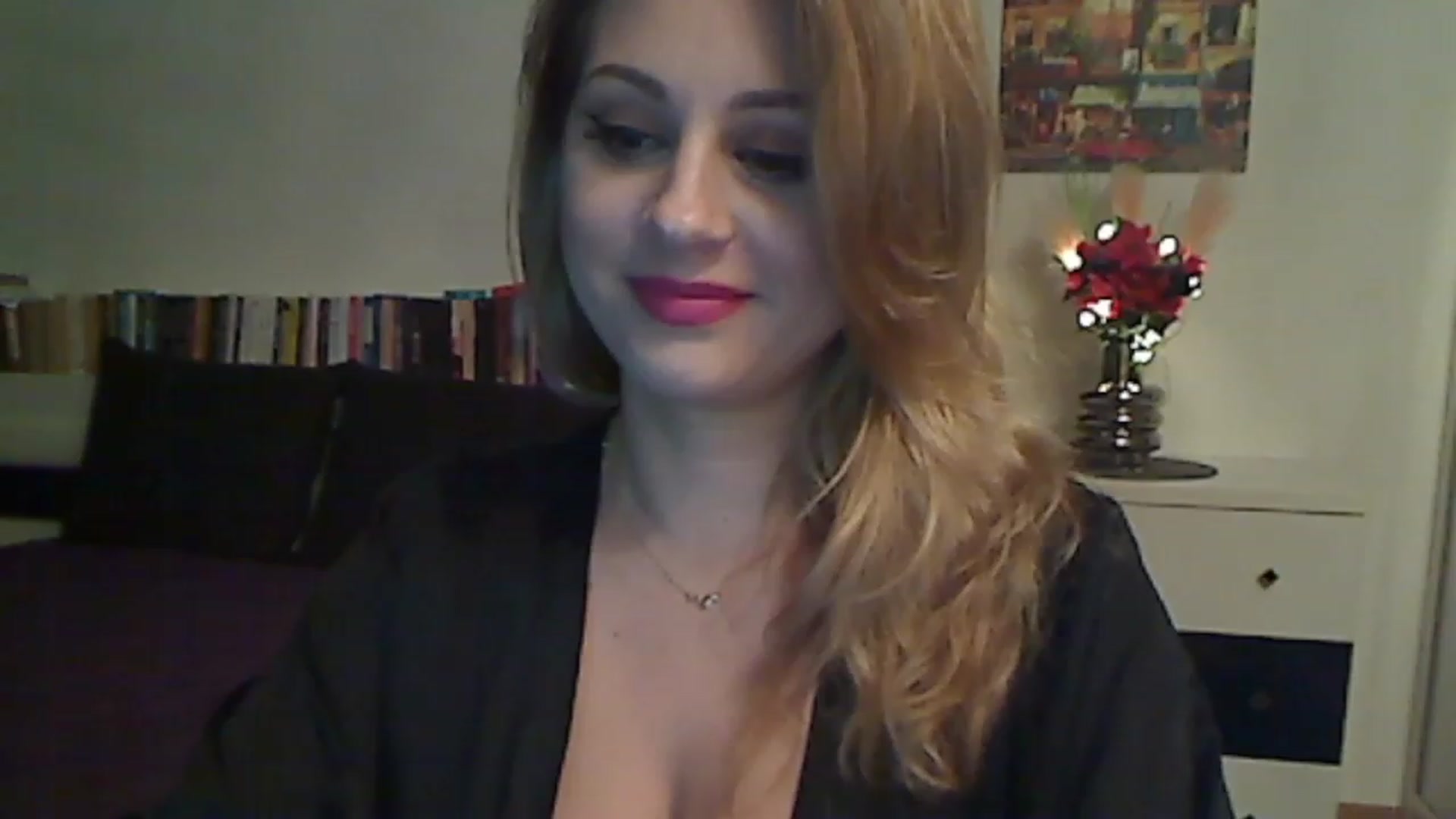 Gallery image thumbnail from MISS__S's myfreecams stream on, 11/25/2022, 02:16 image 14 of 20