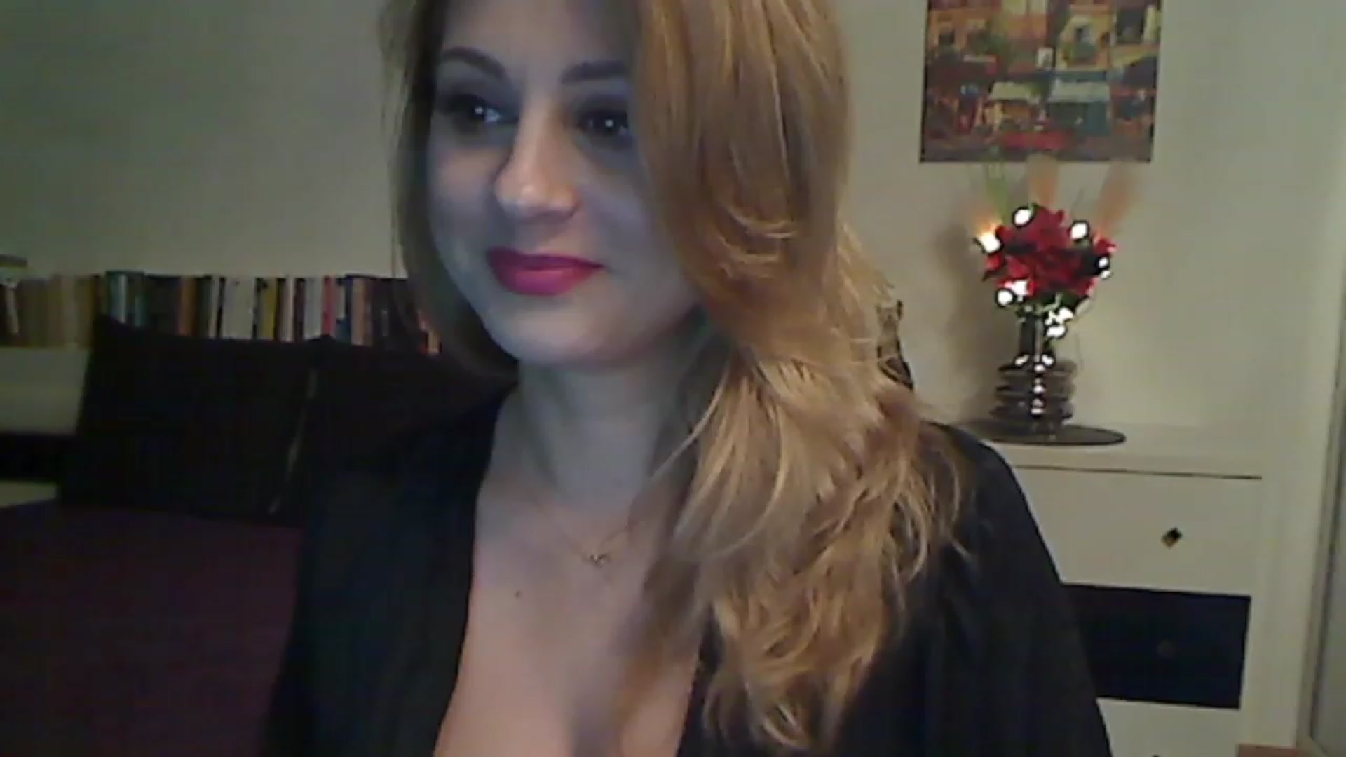 Gallery image thumbnail from MISS__S's myfreecams stream on, 11/25/2022, 02:16 image 10 of 20
