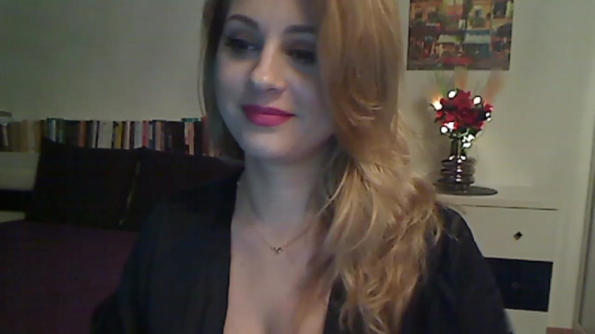 Gallery image thumbnail from MISS__S's myfreecams stream on, 11/25/2022, 02:16 image 13 of 20