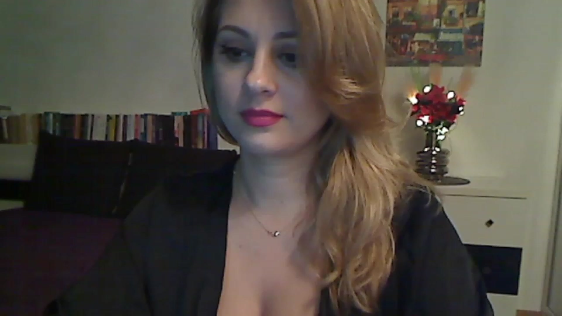 Gallery image thumbnail from MISS__S's myfreecams stream on, 11/25/2022, 02:16 image 4 of 20