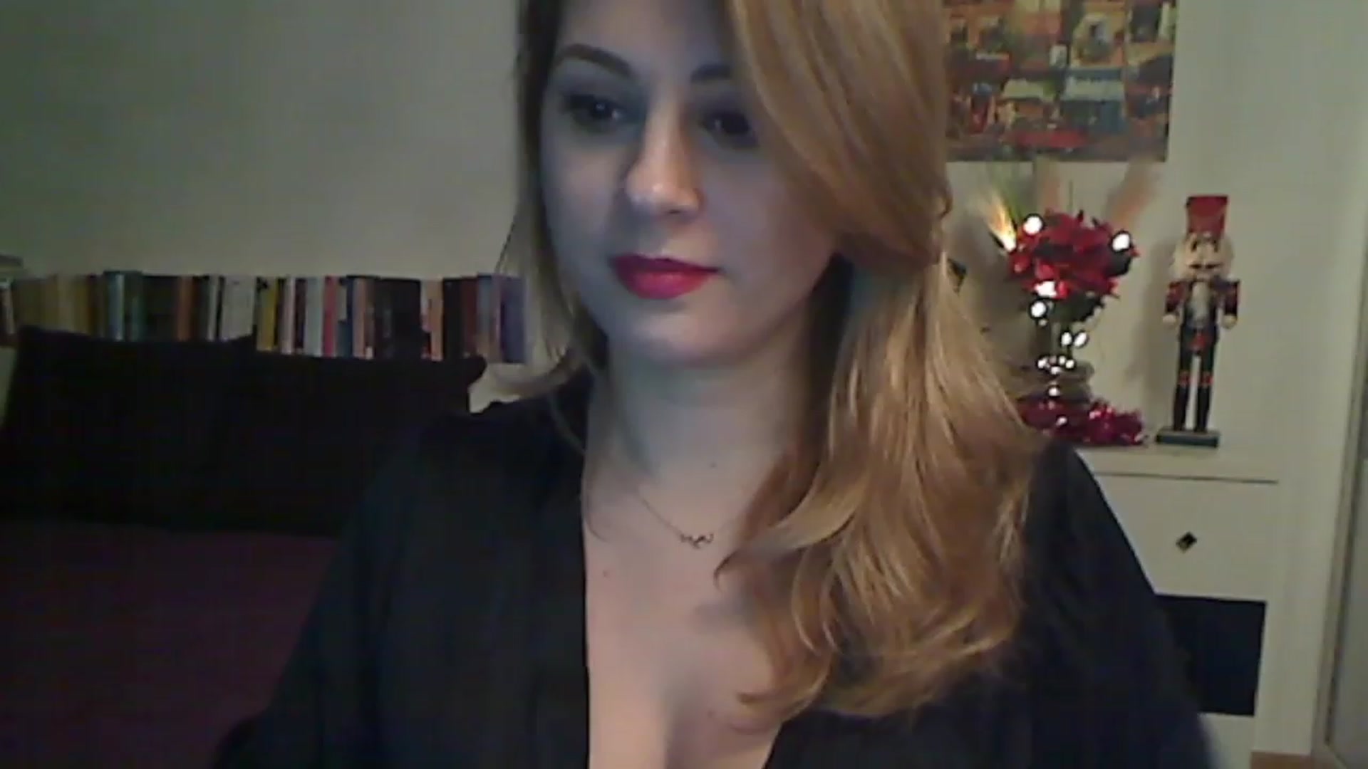 Gallery image thumbnail from MISS__S's myfreecams stream on, 12/04/2022, 24:21 image 17 of 20