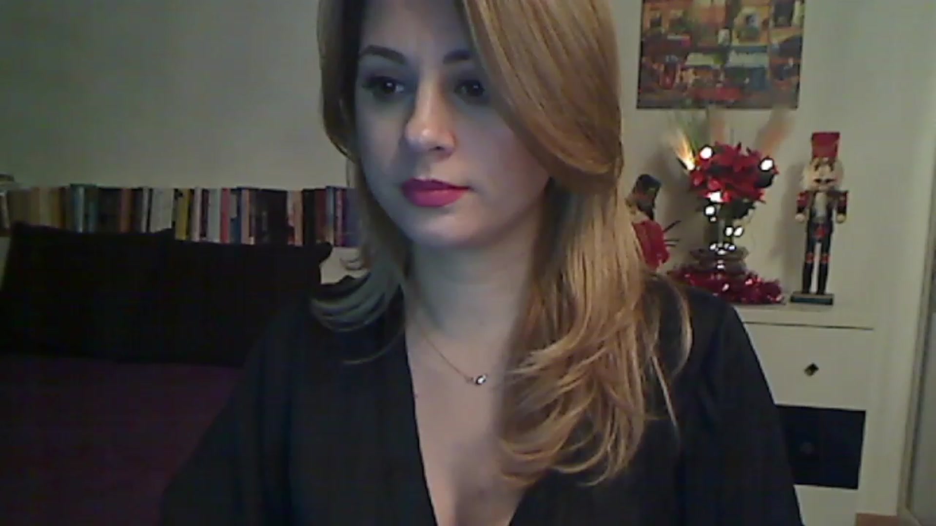 Gallery image thumbnail from MISS__S's myfreecams stream on, 12/04/2022, 01:17 image 20 of 20