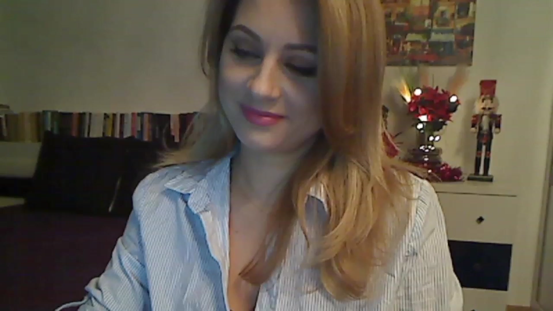Gallery image thumbnail from MISS__S's myfreecams stream on, 12/07/2022, 24:29 image 8 of 20