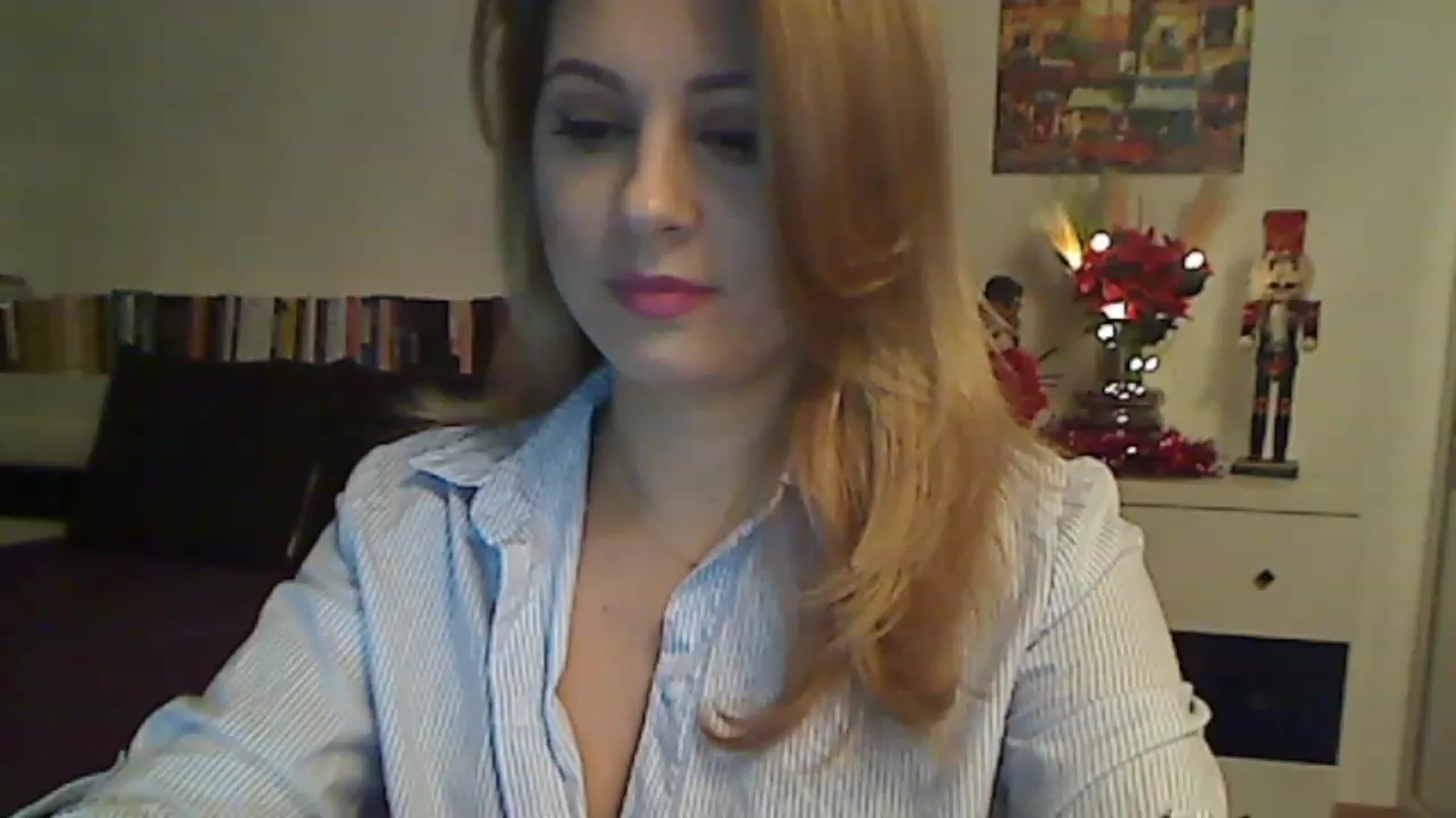 Gallery image thumbnail from MISS__S's myfreecams stream on, 12/07/2022, 24:29 image 1 of 20
