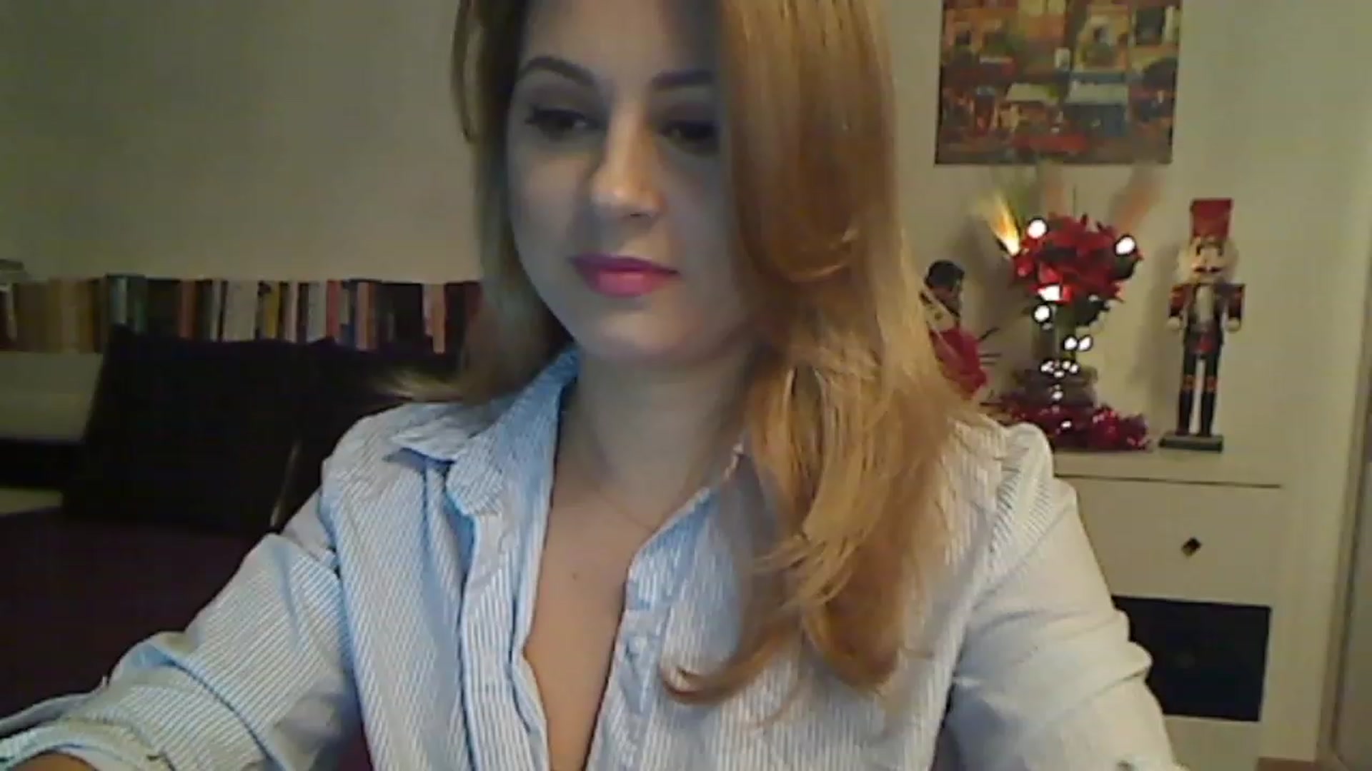 Gallery image thumbnail from MISS__S's myfreecams stream on, 12/07/2022, 24:29 image 2 of 20
