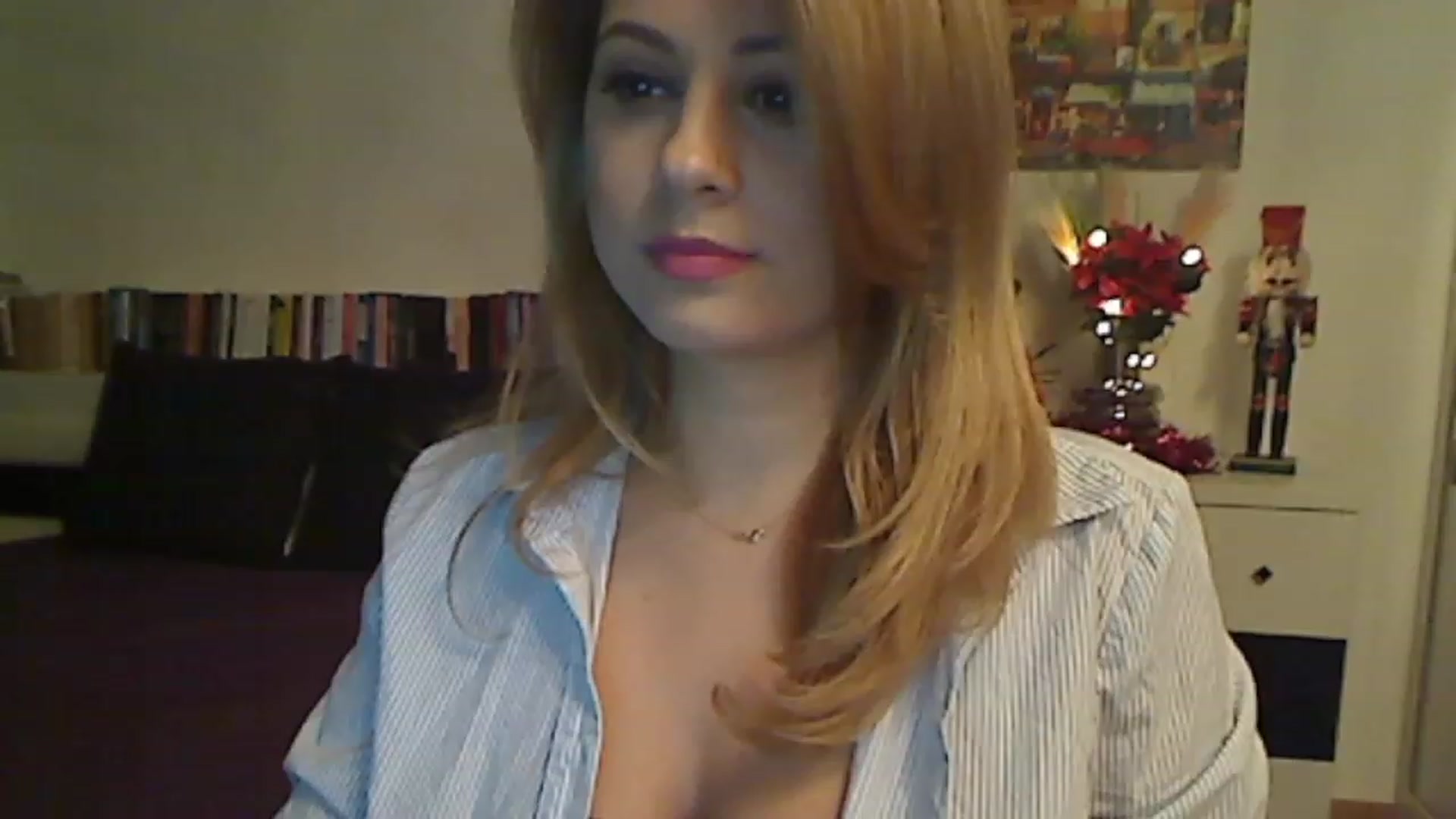 Gallery image thumbnail from MISS__S's myfreecams stream on, 12/07/2022, 01:47 image 3 of 20