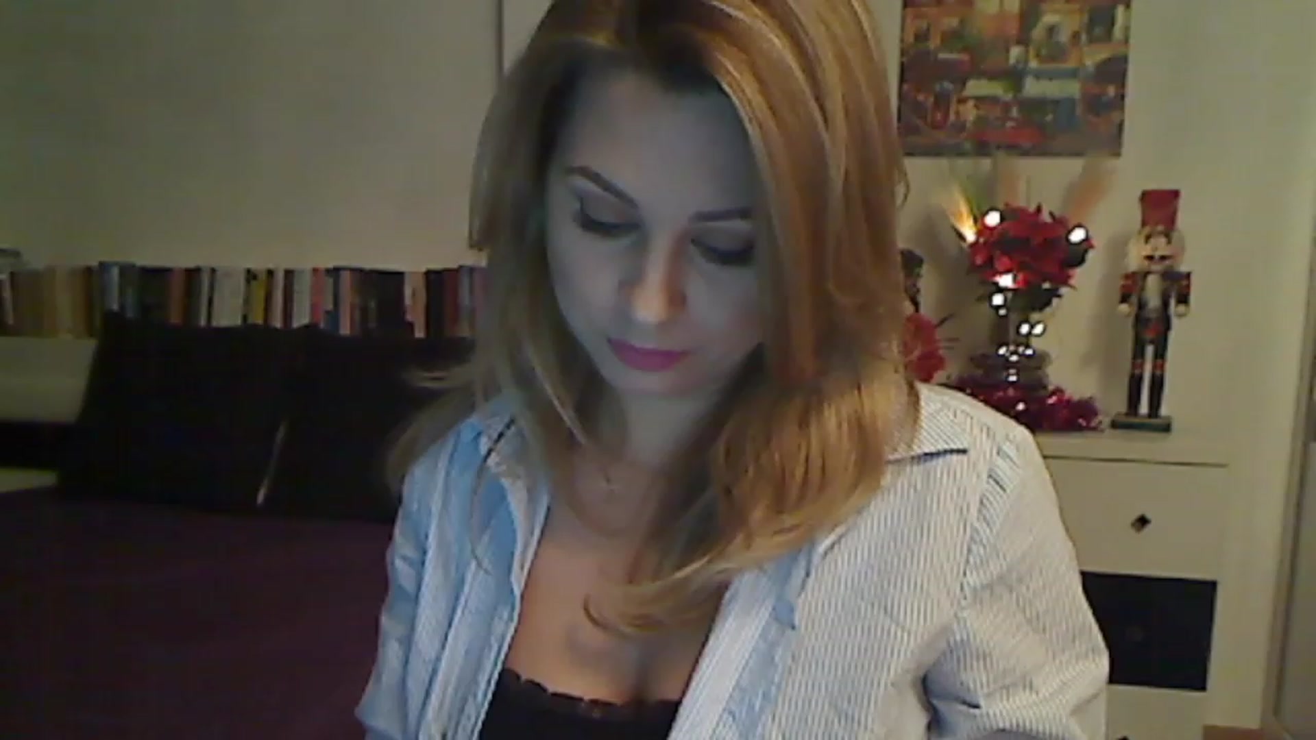 Gallery image thumbnail from MISS__S's myfreecams stream on, 12/07/2022, 01:47 image 9 of 20