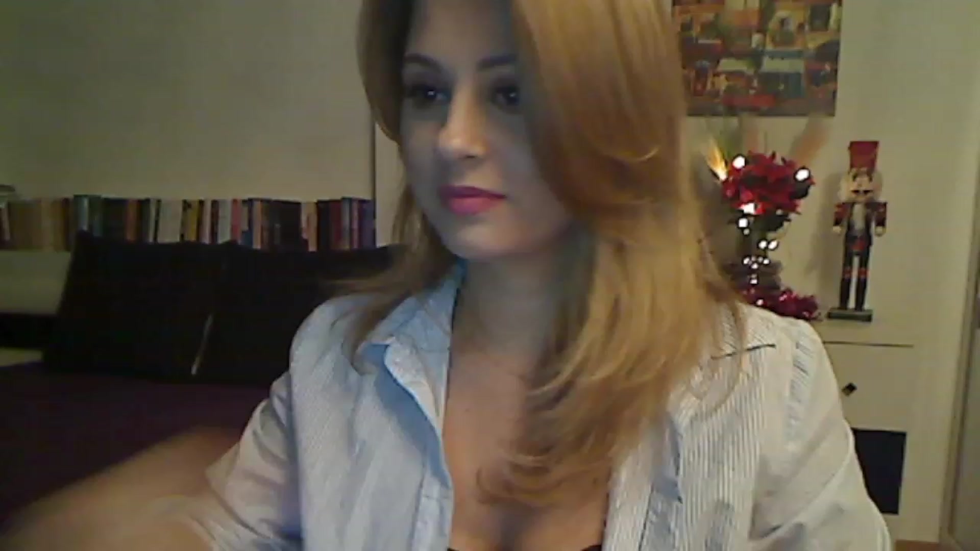 Gallery image thumbnail from MISS__S's myfreecams stream on, 12/07/2022, 01:47 image 8 of 20