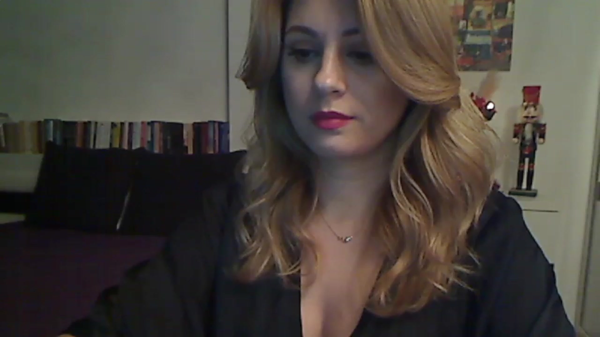 Gallery image thumbnail from MISS__S's myfreecams stream on, 12/11/2022, 01:24 image 20 of 20