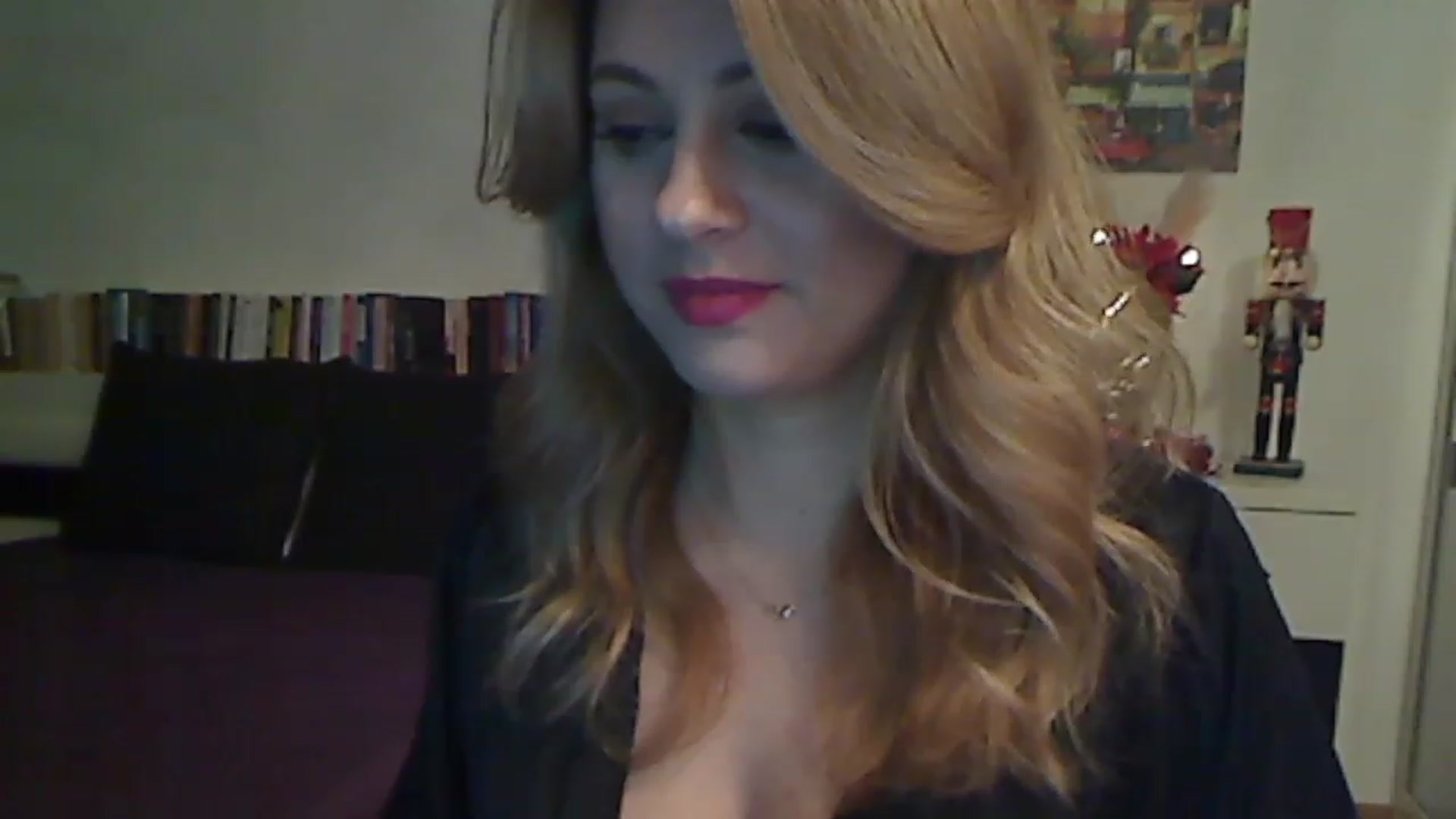 Gallery image thumbnail from MISS__S's myfreecams stream on, 12/11/2022, 01:24 image 14 of 20