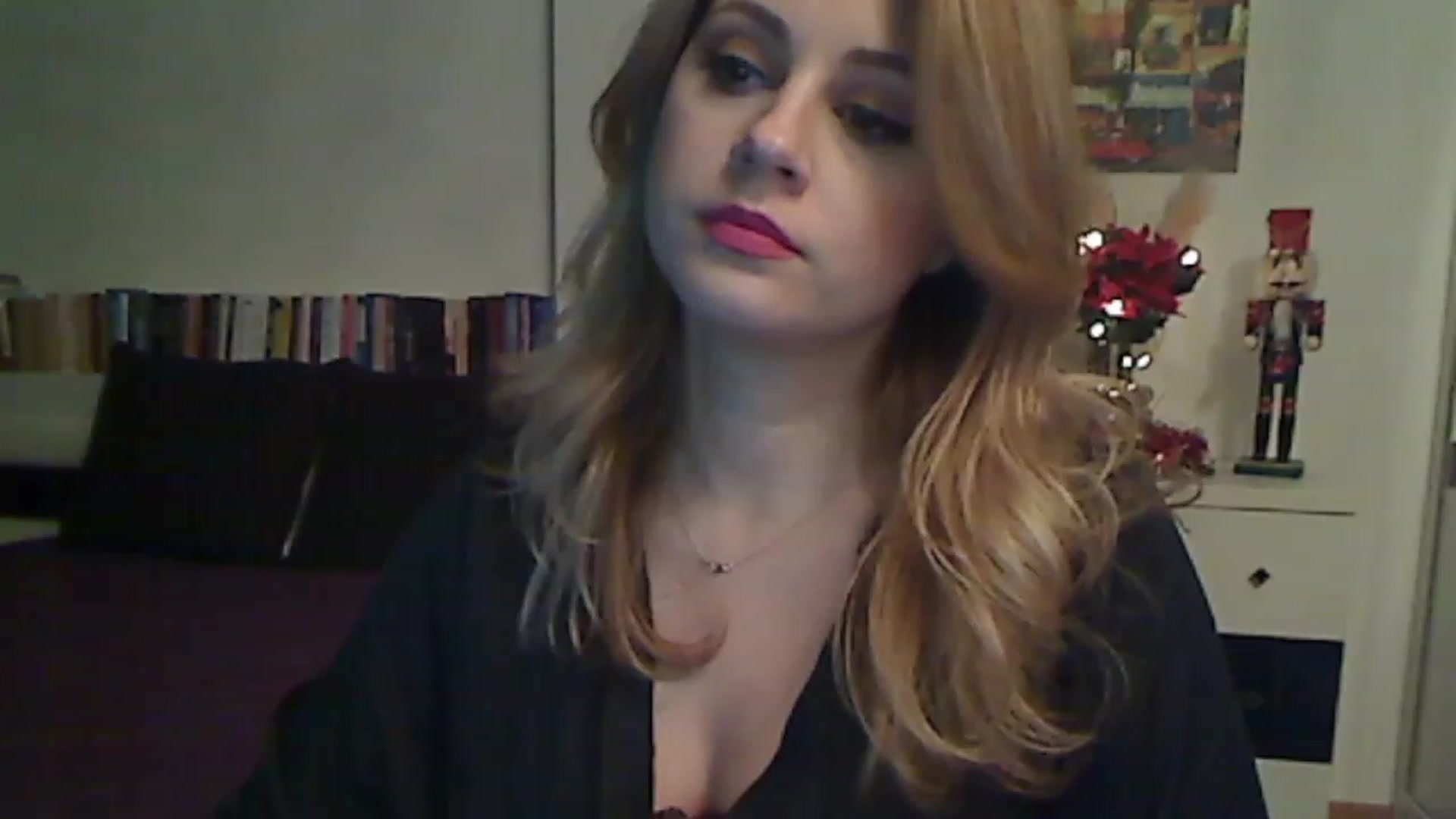 Gallery image thumbnail from MISS__S's myfreecams stream on, 12/12/2022, 24:57 image 20 of 20