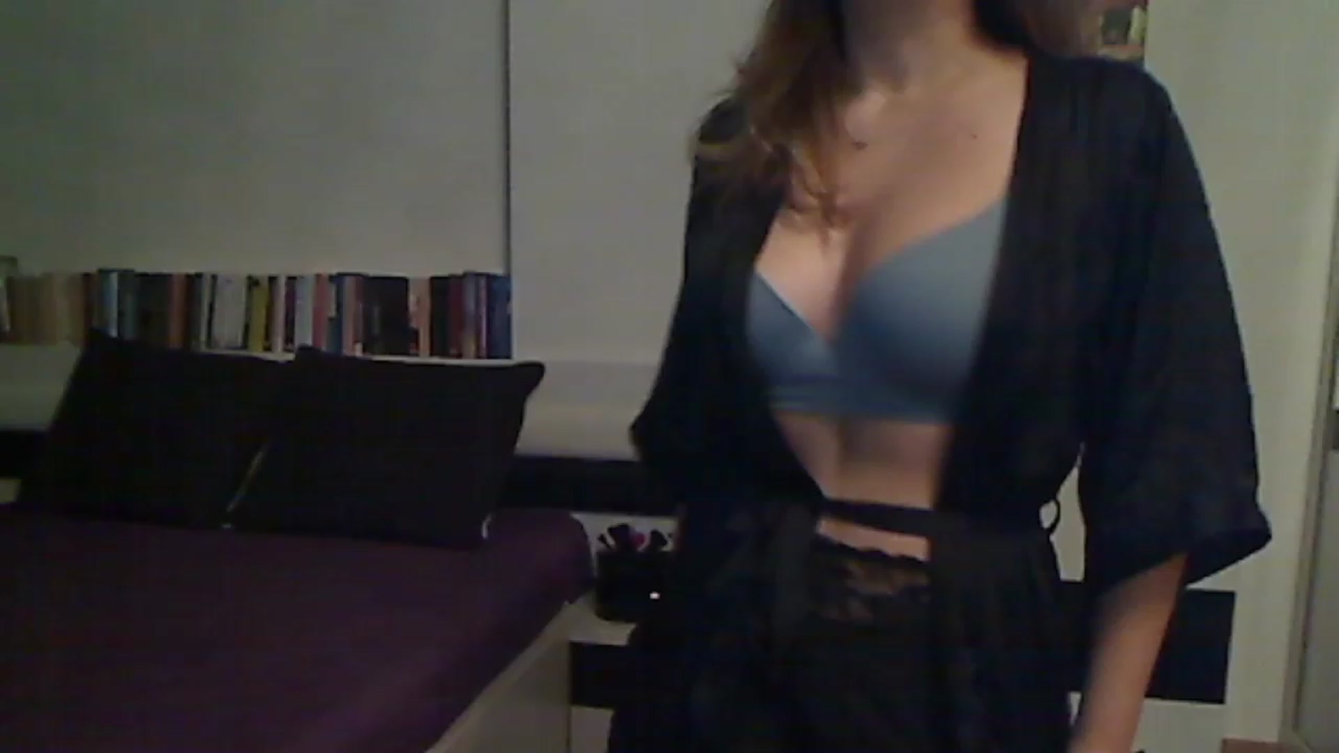 Gallery image thumbnail from MISS__S's myfreecams stream on, 12/23/2022, 02:18 image 11 of 20