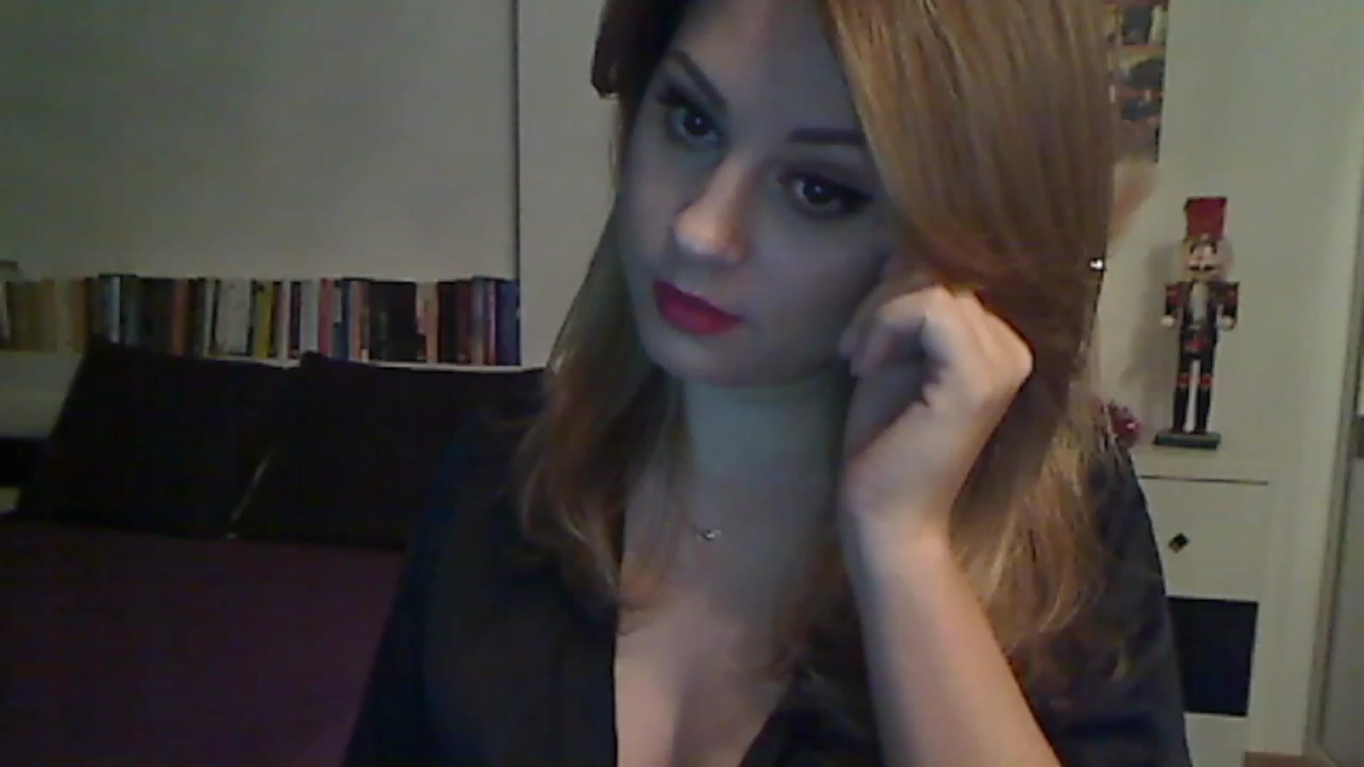 Gallery image thumbnail from MISS__S's myfreecams stream on, 12/23/2022, 02:18 image 12 of 20