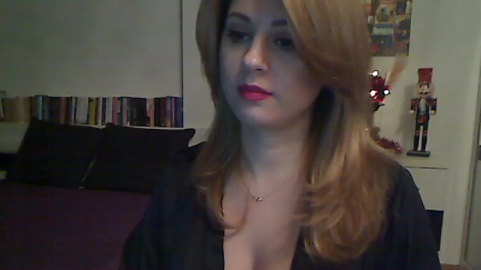 Gallery image thumbnail from MISS__S's myfreecams stream on, 12/23/2022, 02:18 image 15 of 20
