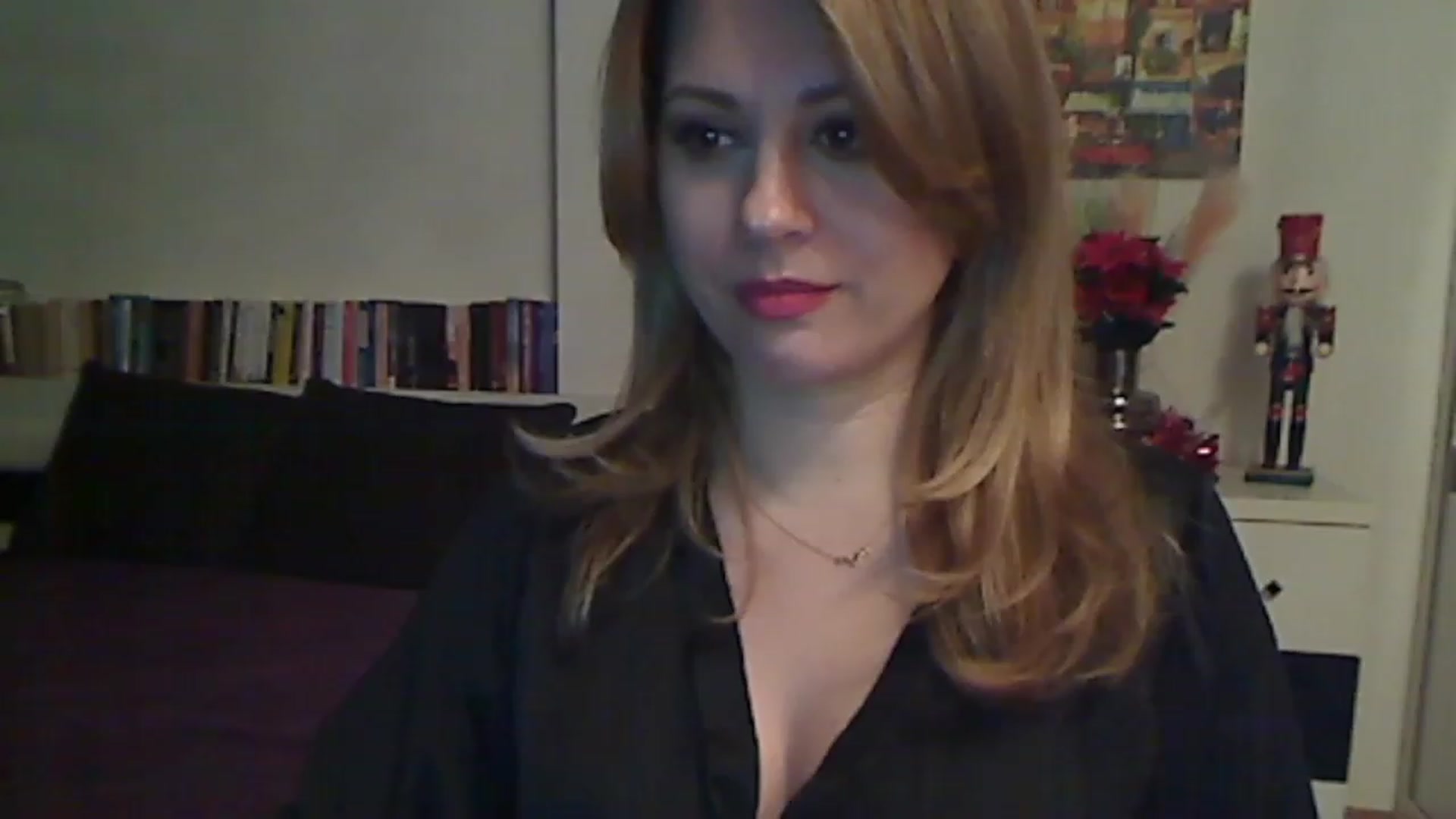 Gallery image thumbnail from MISS__S's myfreecams stream on, 12/29/2022, 24:00 image 6 of 20