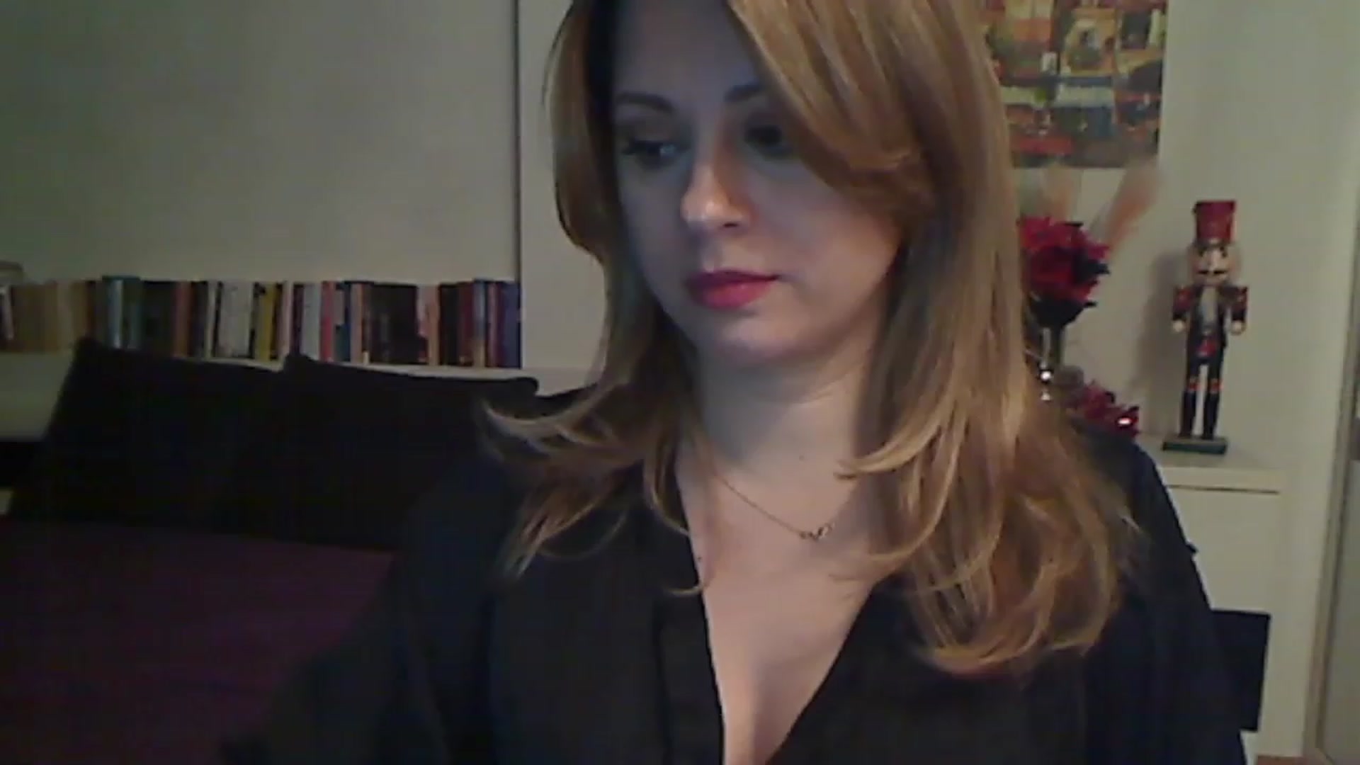 Gallery image thumbnail from MISS__S's myfreecams stream on, 12/29/2022, 24:00 image 3 of 20