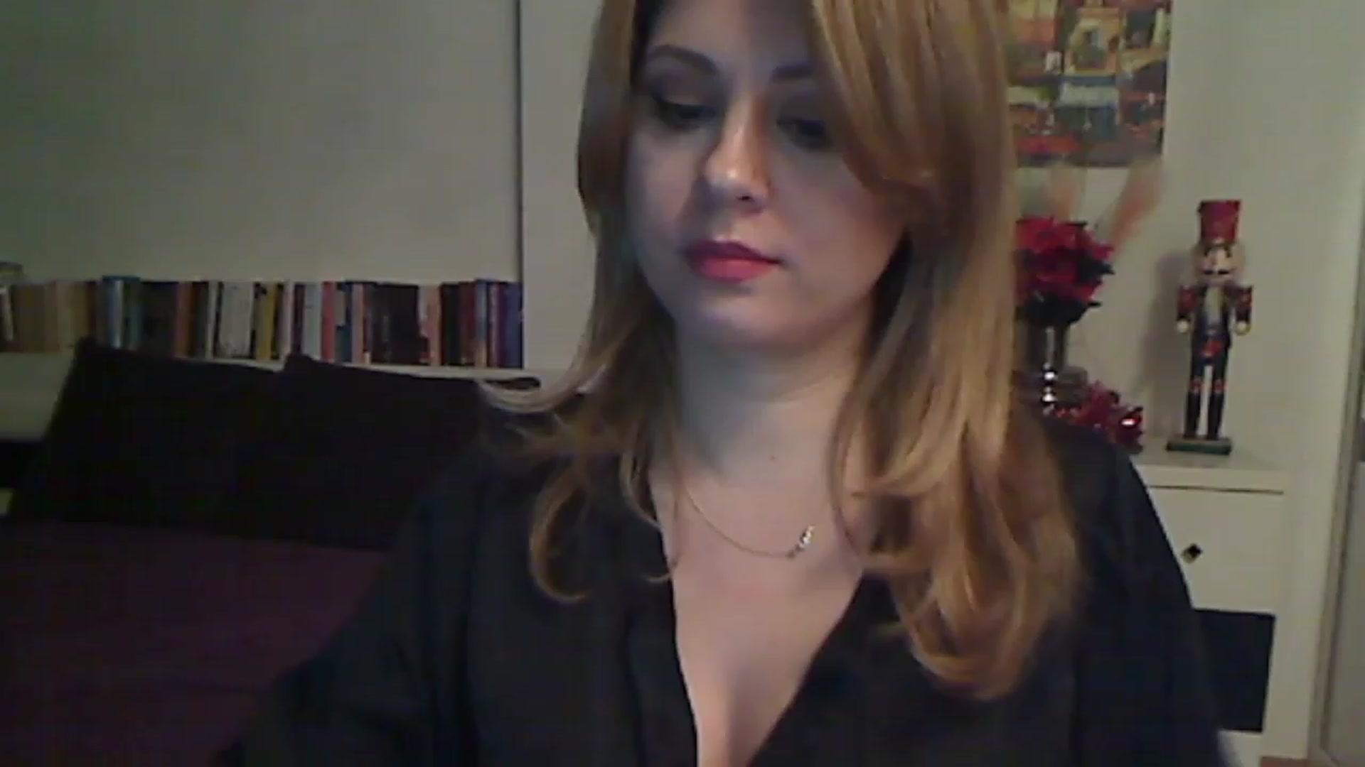 Gallery image thumbnail from MISS__S's myfreecams stream on, 12/29/2022, 24:00 image 20 of 20