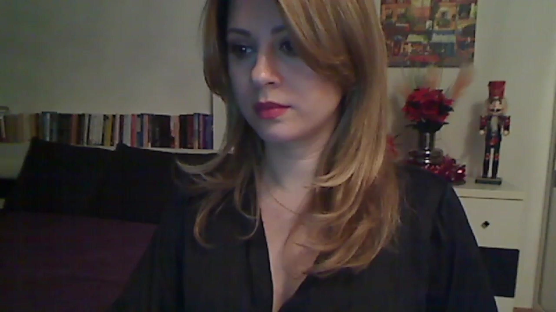 Gallery image thumbnail from MISS__S's myfreecams stream on, 12/29/2022, 24:00 image 11 of 20
