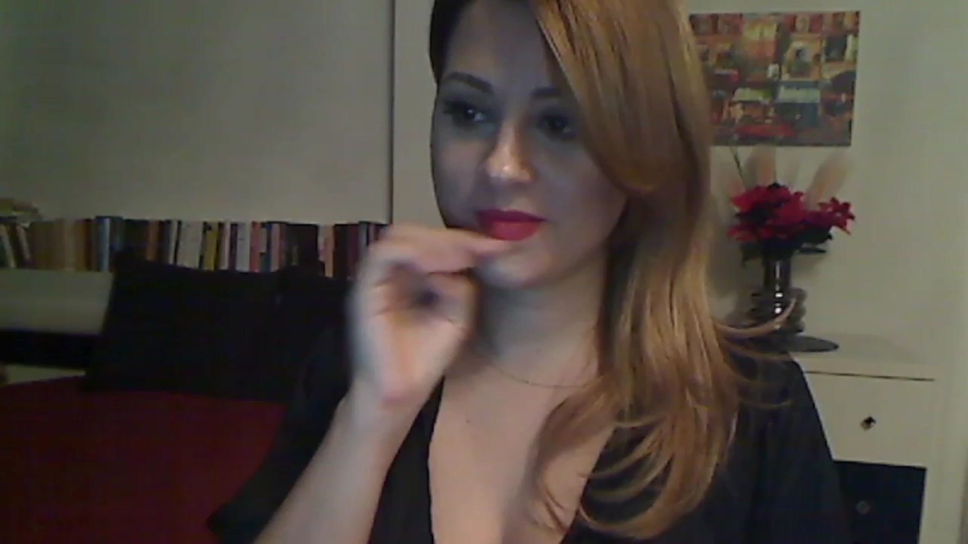 Gallery image thumbnail from MISS__S's myfreecams stream on, 02/19/2023, 01:24 image 11 of 20