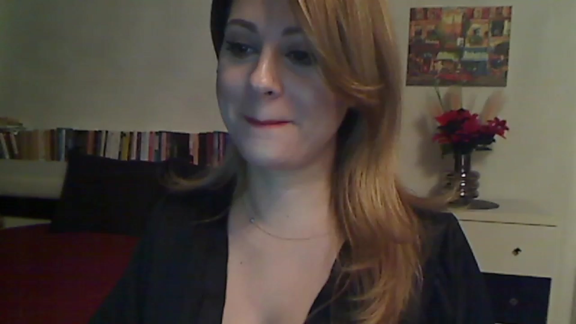 Gallery image thumbnail from MISS__S's myfreecams stream on, 02/19/2023, 01:24 image 6 of 20