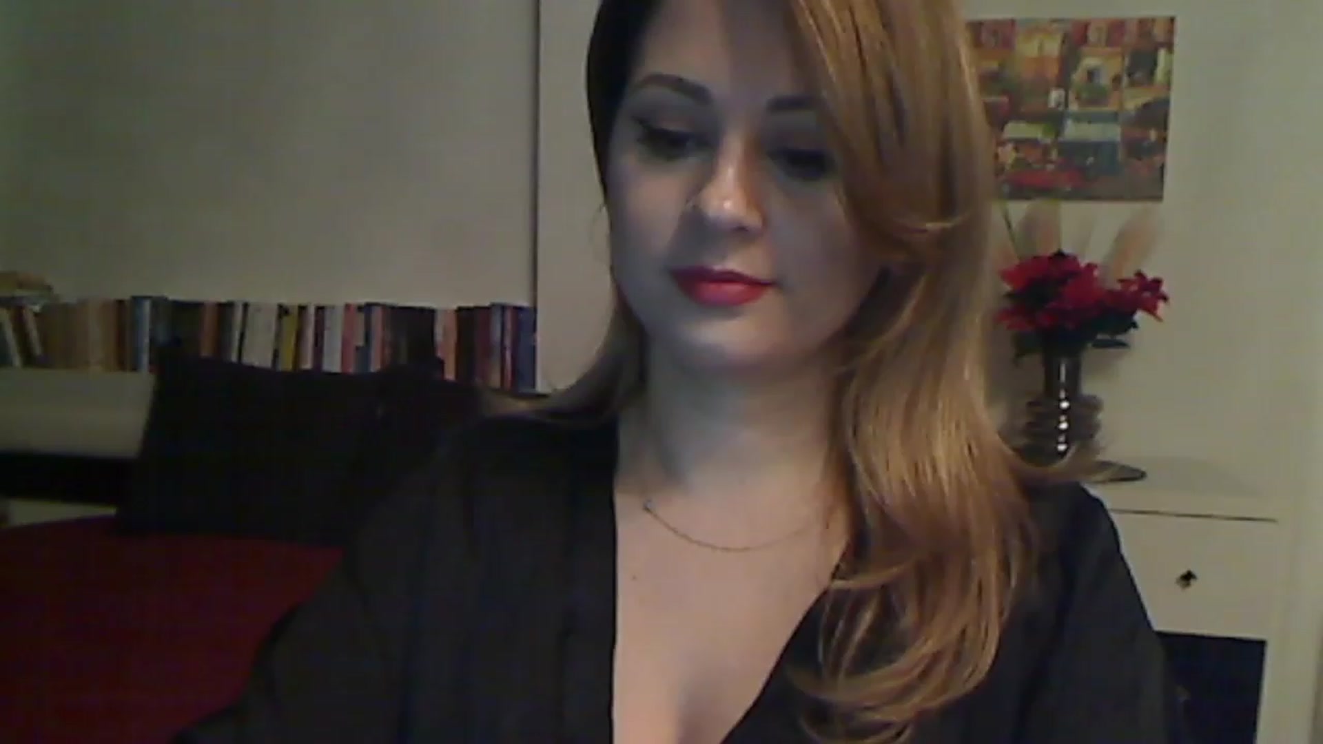 Gallery image thumbnail from MISS__S's myfreecams stream on, 02/19/2023, 01:24 image 3 of 20