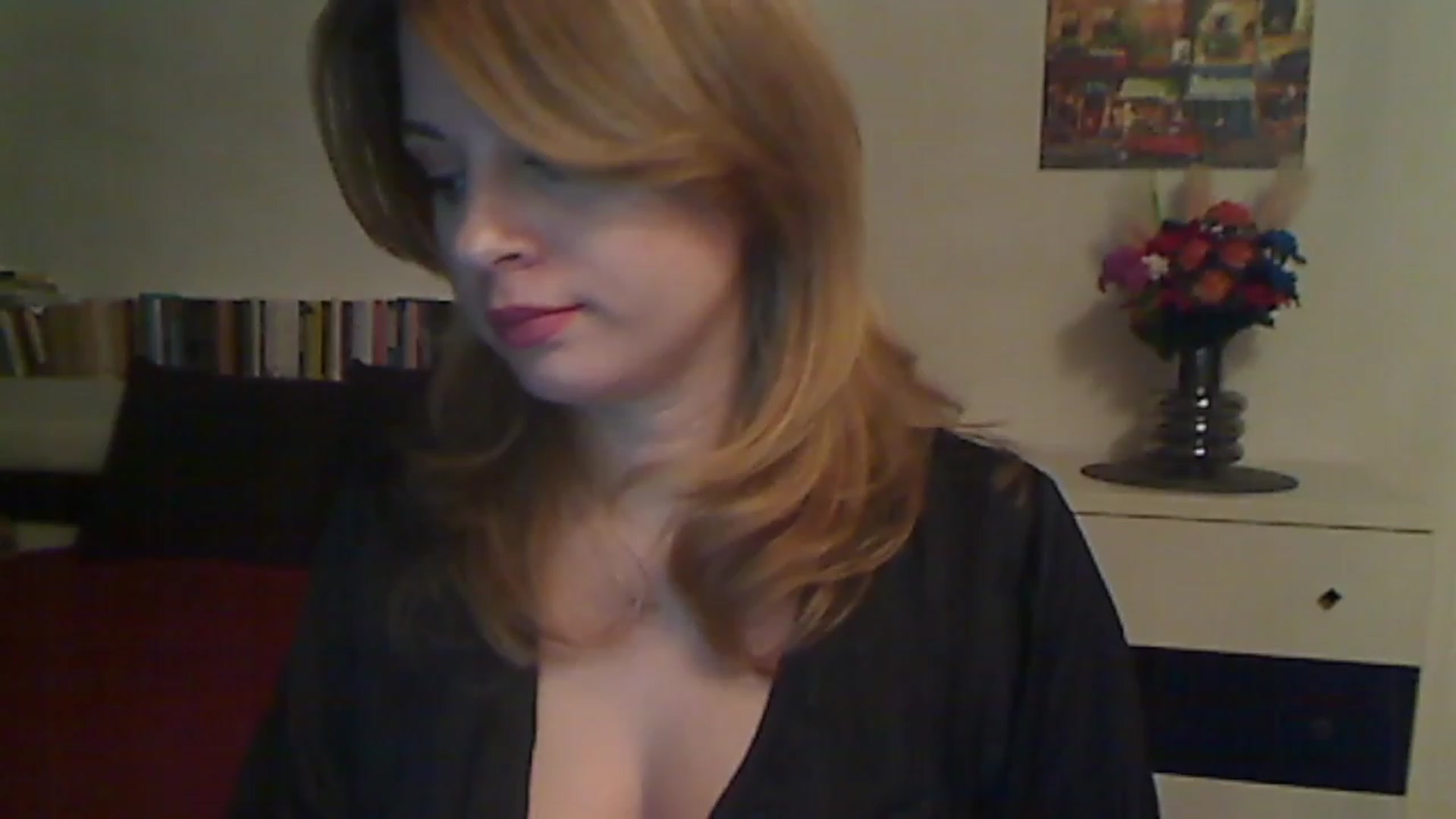 Gallery image thumbnail from MISS__S's myfreecams stream on, 03/16/2023, 16:01 image 6 of 20