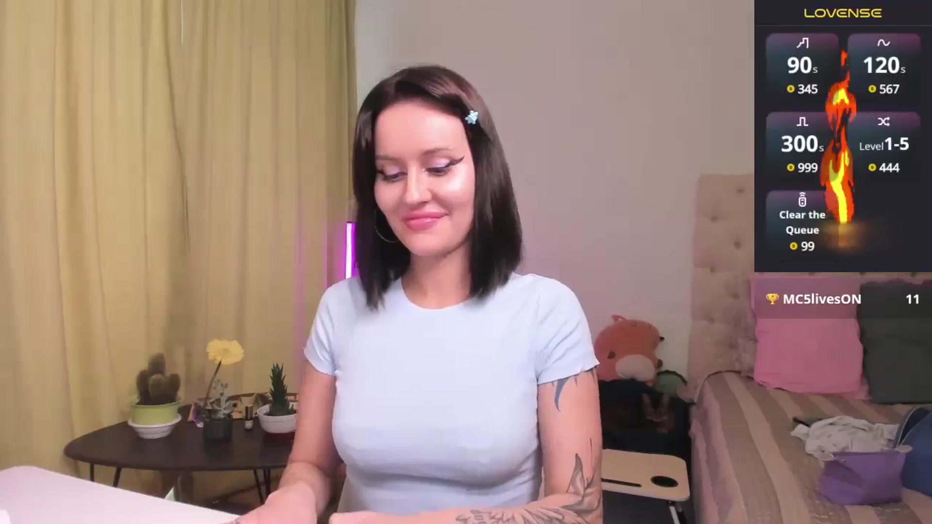 Gallery image thumbnail from MS_BLAZY's myfreecams stream on, 10/22/2024, 10:06 image 13 of 20