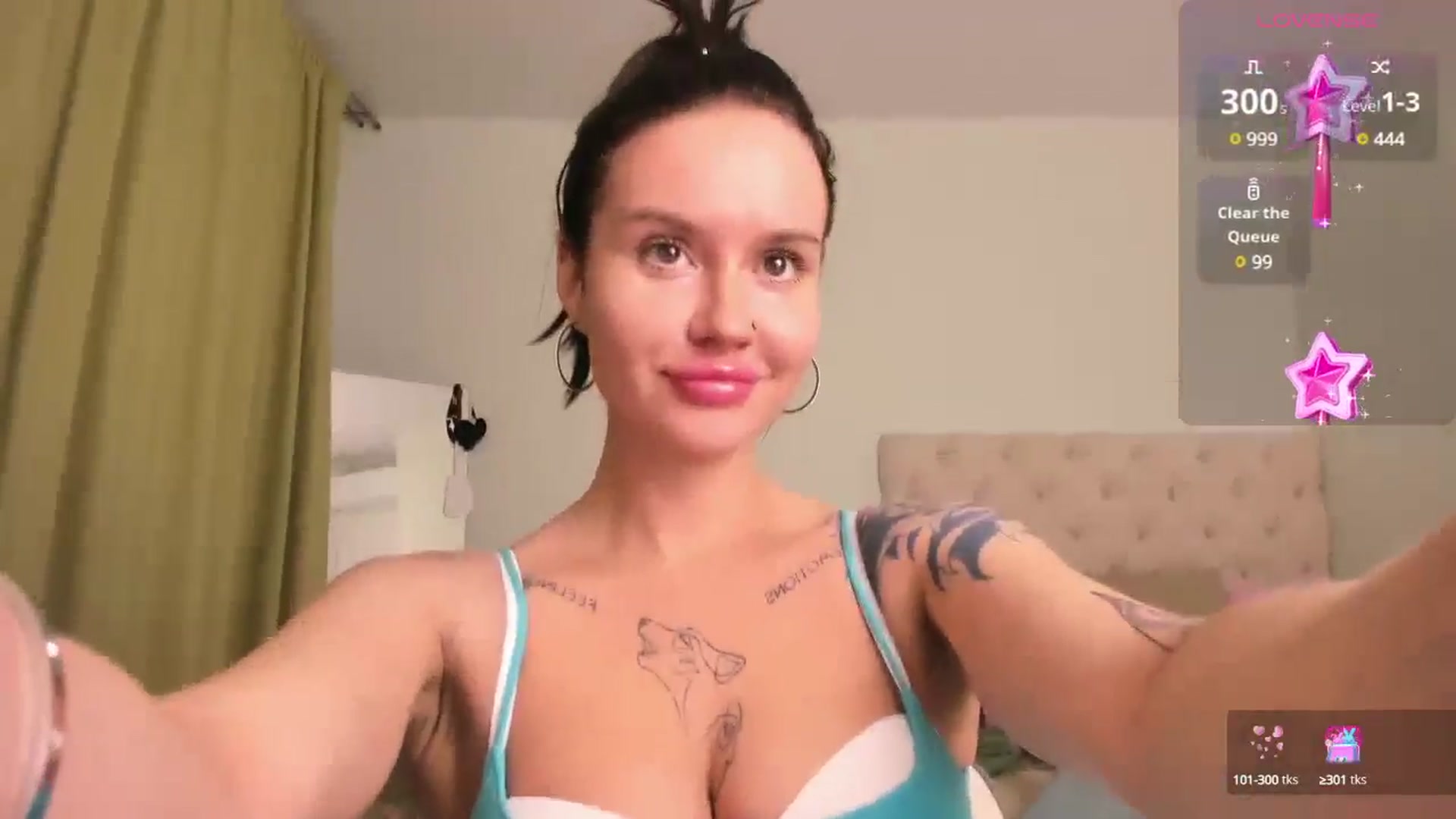 Gallery image thumbnail from MS_BLAZY's myfreecams stream on, 11/03/2024, 11:17 image 10 of 20