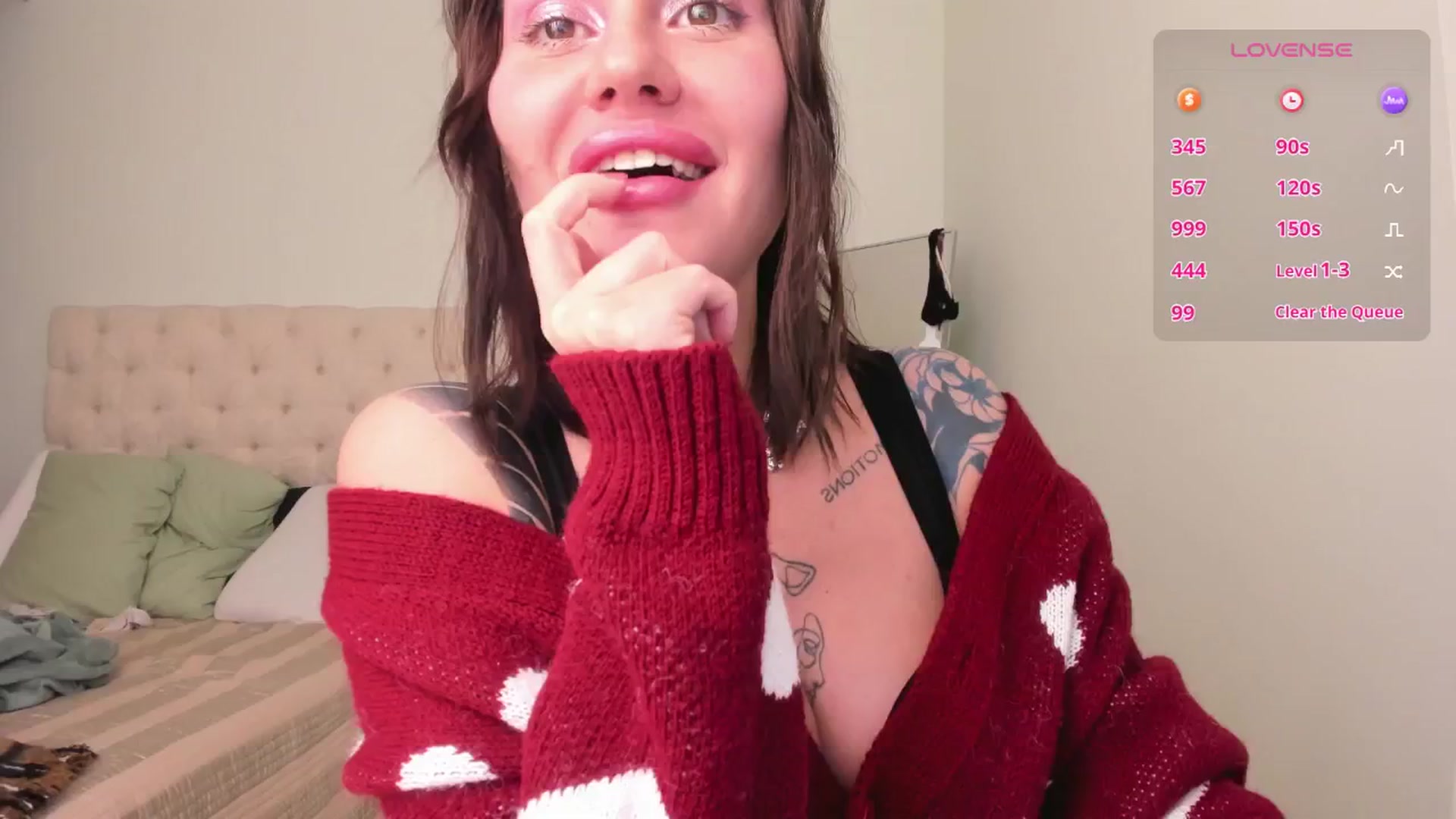 Gallery image thumbnail from MS_BLAZY's myfreecams stream on, 12/06/2024, 12:35 image 11 of 20