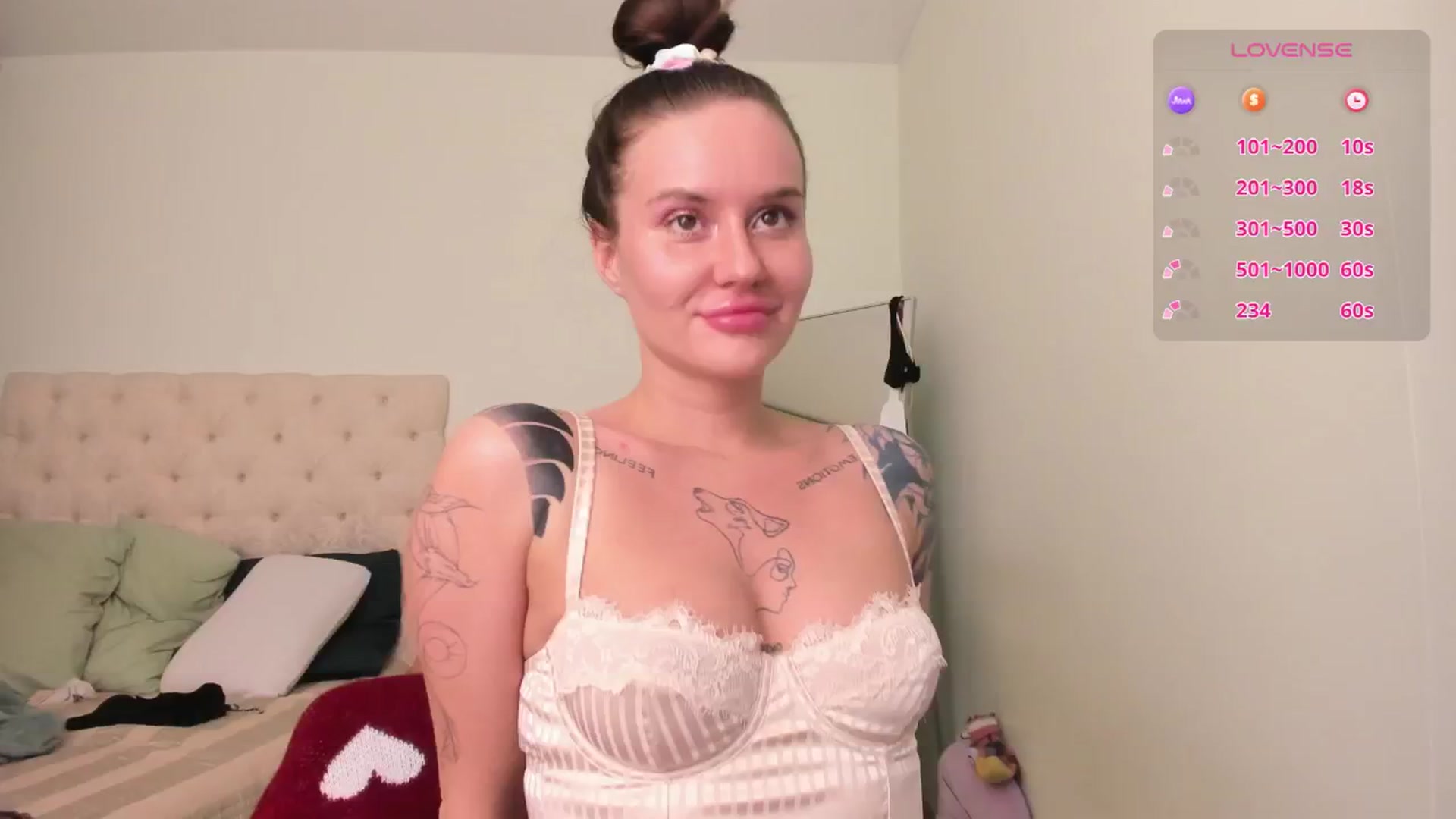 Gallery image thumbnail from MS_BLAZY's myfreecams stream on, 12/06/2024, 14:21 image 20 of 20