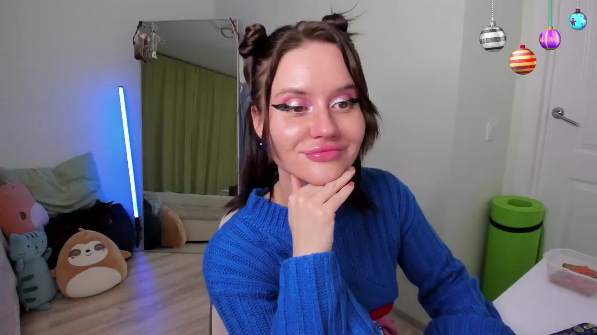Gallery image thumbnail from MS_BLAZY's myfreecams stream on, 12/11/2024, 13:49 image 15 of 20