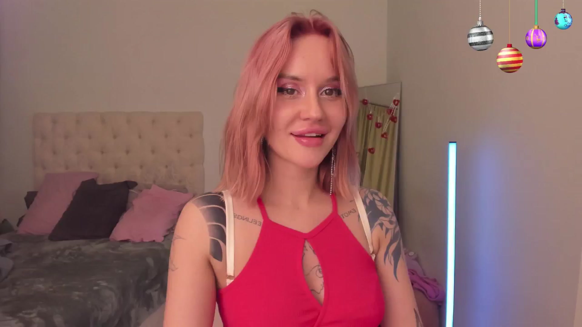 Gallery image thumbnail from MS_BLAZY's myfreecams stream on, 12/19/2024, 15:19 image 7 of 20