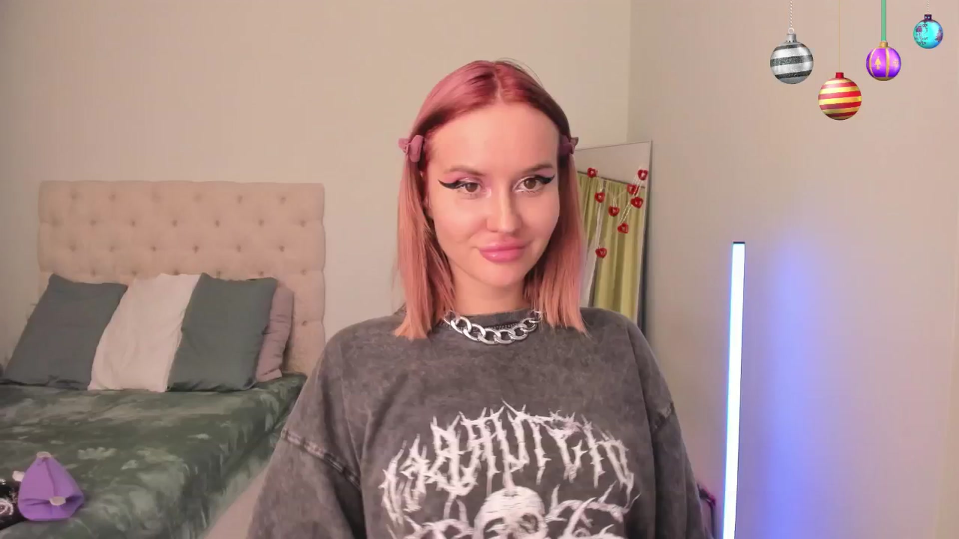 Gallery image thumbnail from MS_BLAZY's myfreecams stream on, 12/20/2024, 13:50 image 14 of 20